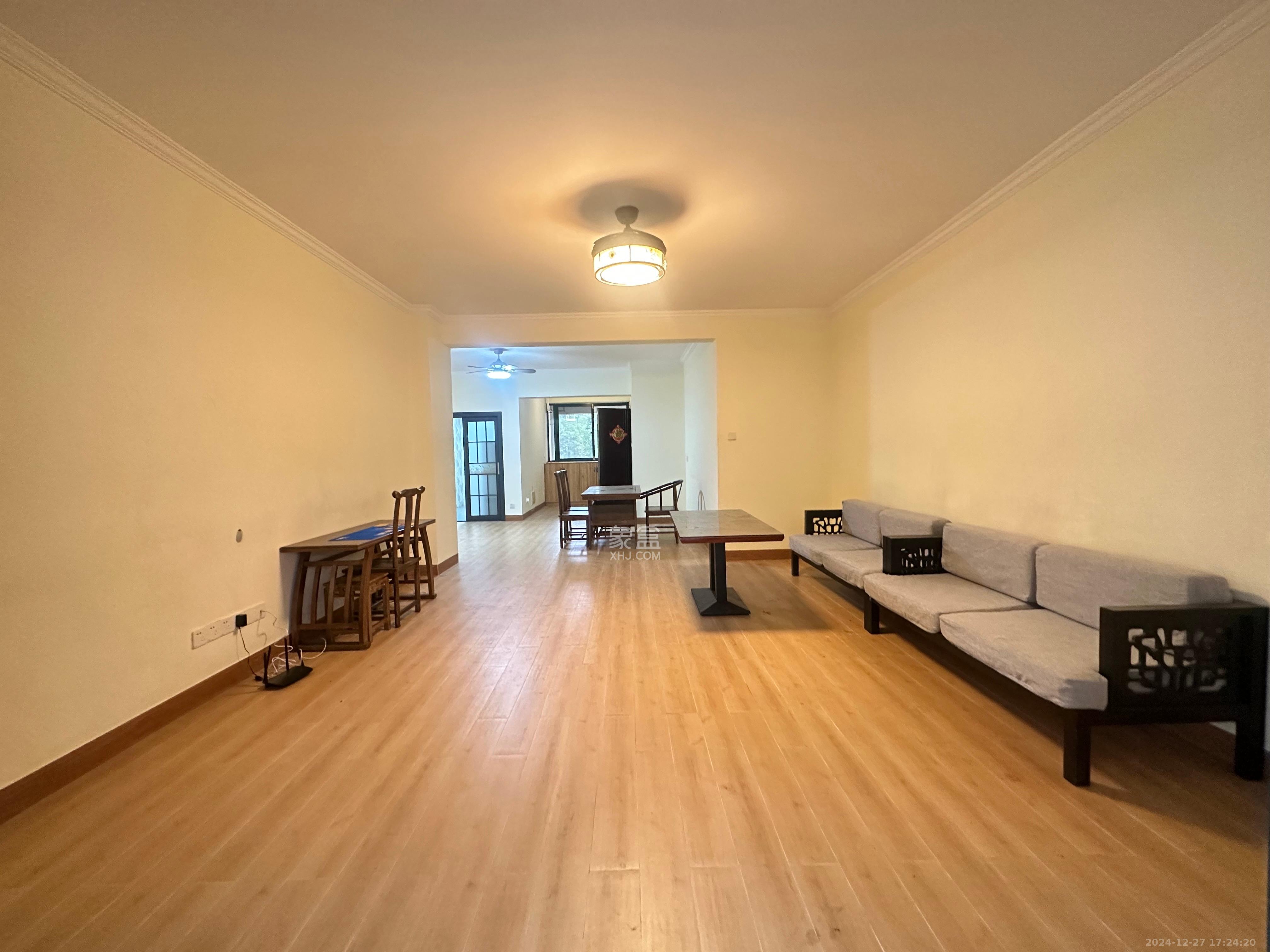 西山汇景一、二期  4室2厅2卫    4300.0元/月 西山汇景一、二期  4室2厅2卫    4300.0元/月室内图