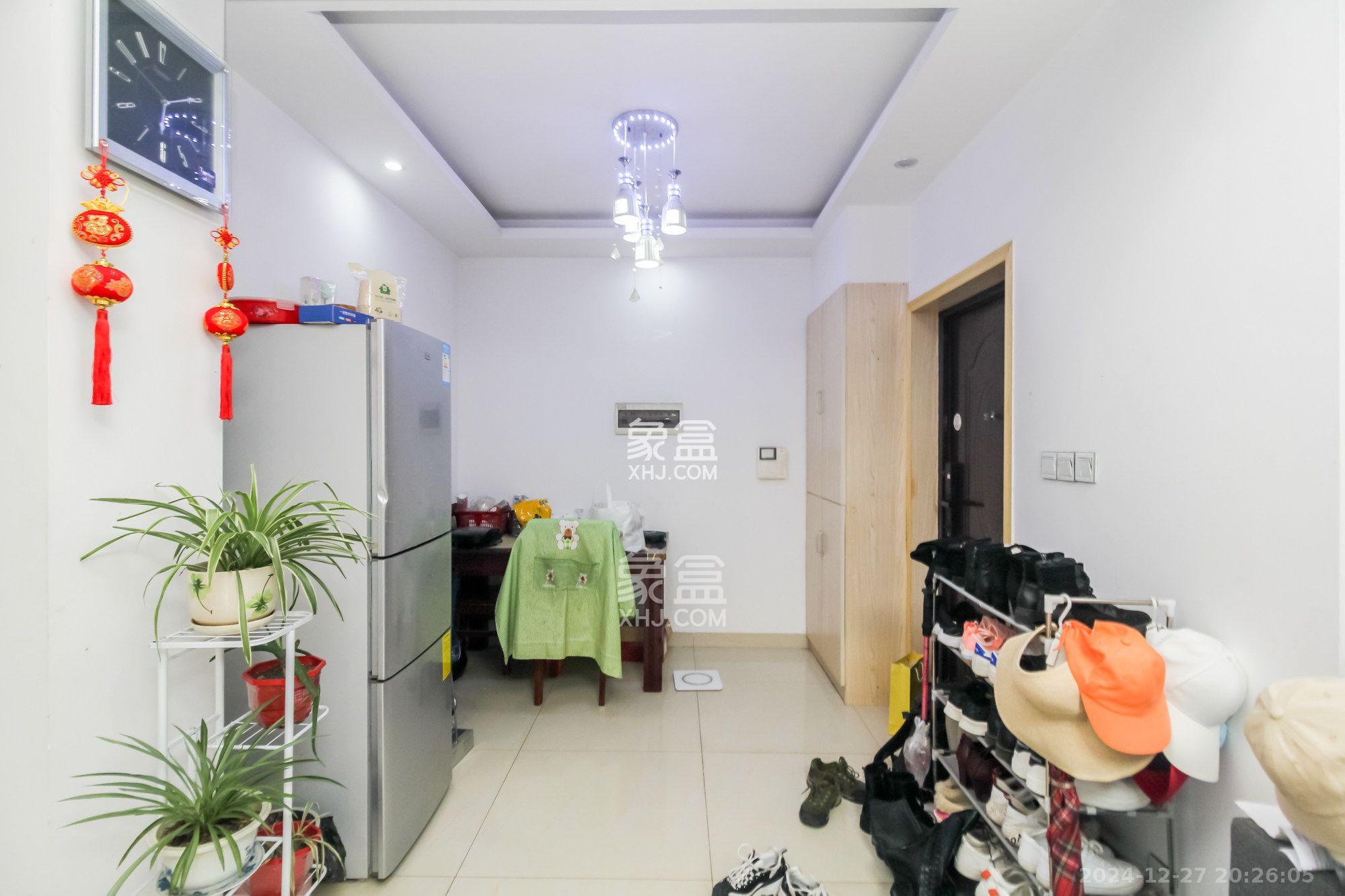 开源仪器 4室2厅2卫 5600.0元/月 开源仪器 4室2厅2卫 5600.0元/月室内图