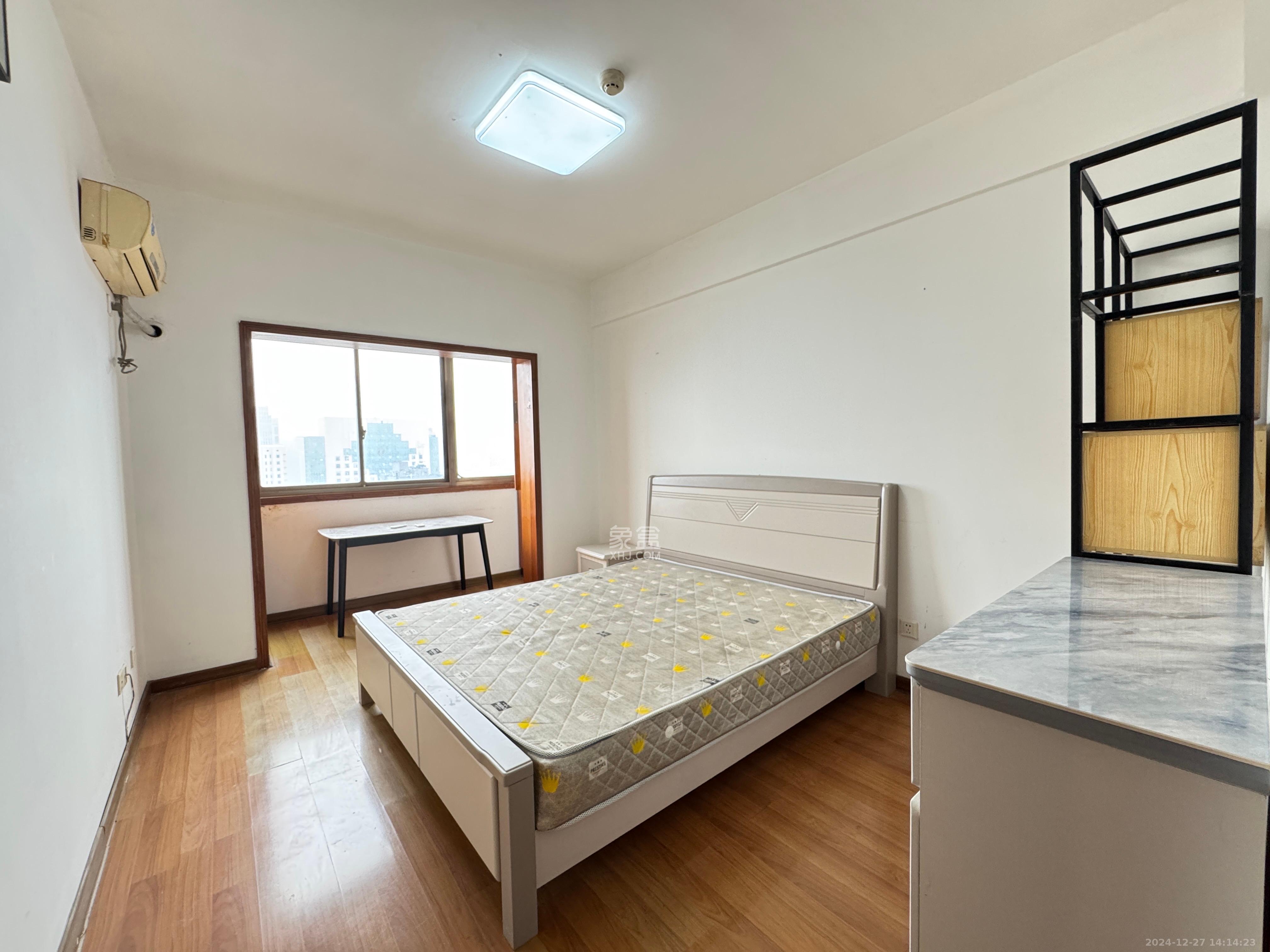 芙蓉同发 1室1厅1卫 3000.0元/月 芙蓉同发 1室1厅1卫 3000.0元/月室内图