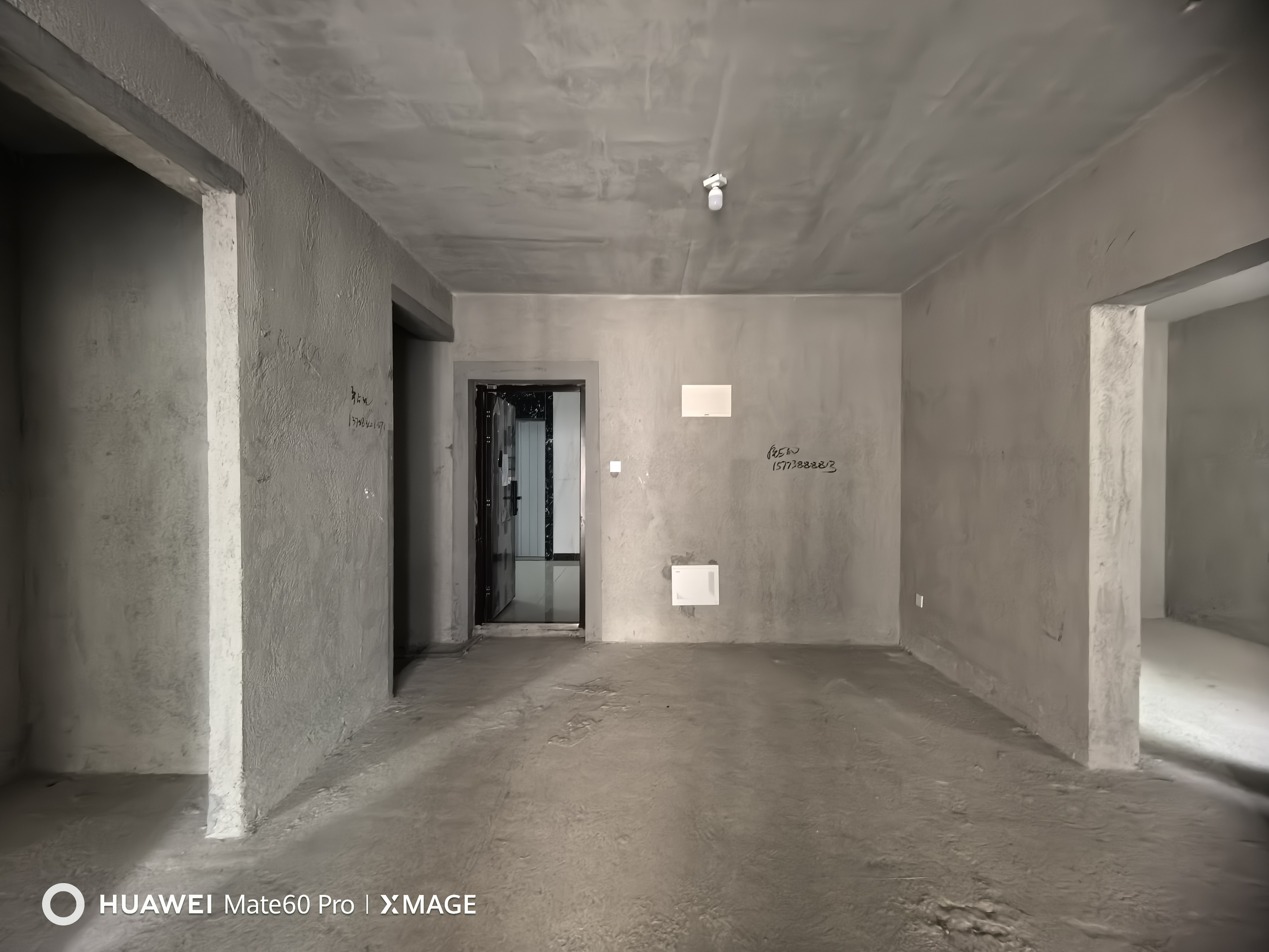 三一街区 2室2厅2卫 42.8万 三一街区 2室2厅2卫 42.8万客厅