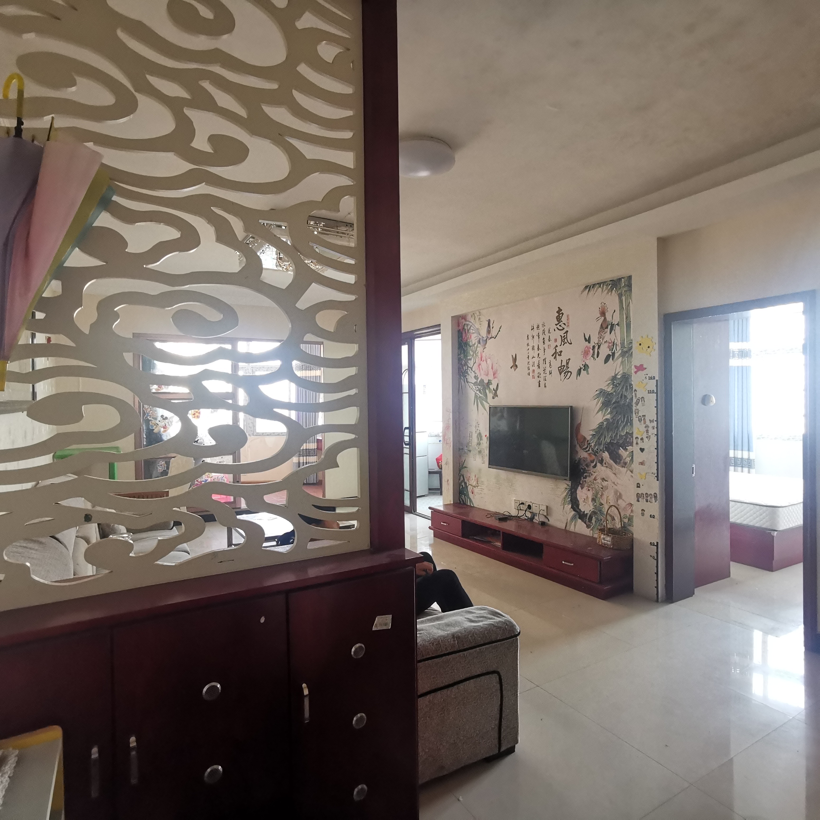 鸿都苑 4室1厅1卫 50.0万 鸿都苑 4室1厅1卫 50.0万客厅