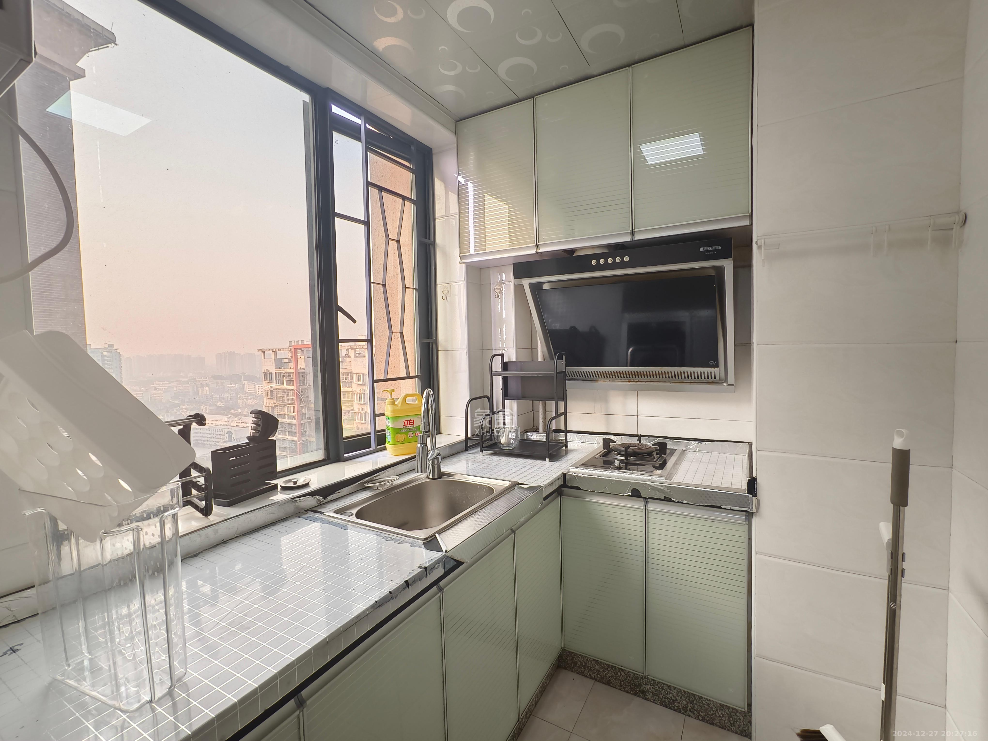 开源鑫阁 4室2厅2卫 6000.0元/月 开源鑫阁 4室2厅2卫 6000.0元/月室内图