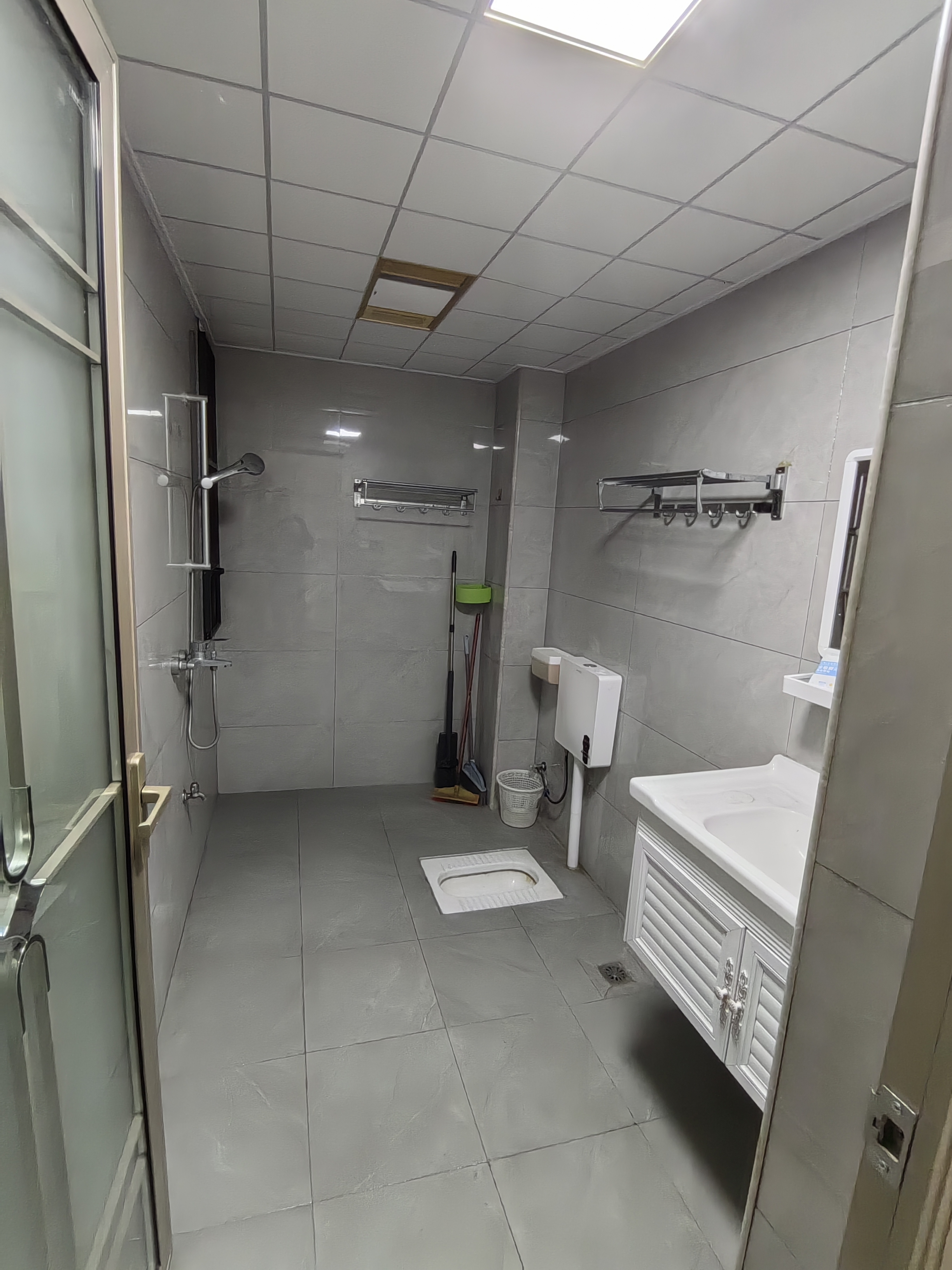 冠都现代城(冠都幸福彼岸) 1室0厅0卫 2900.0元/月 冠都现代城(冠都幸福彼岸) 1室0厅0卫 2900.0元/月室内图