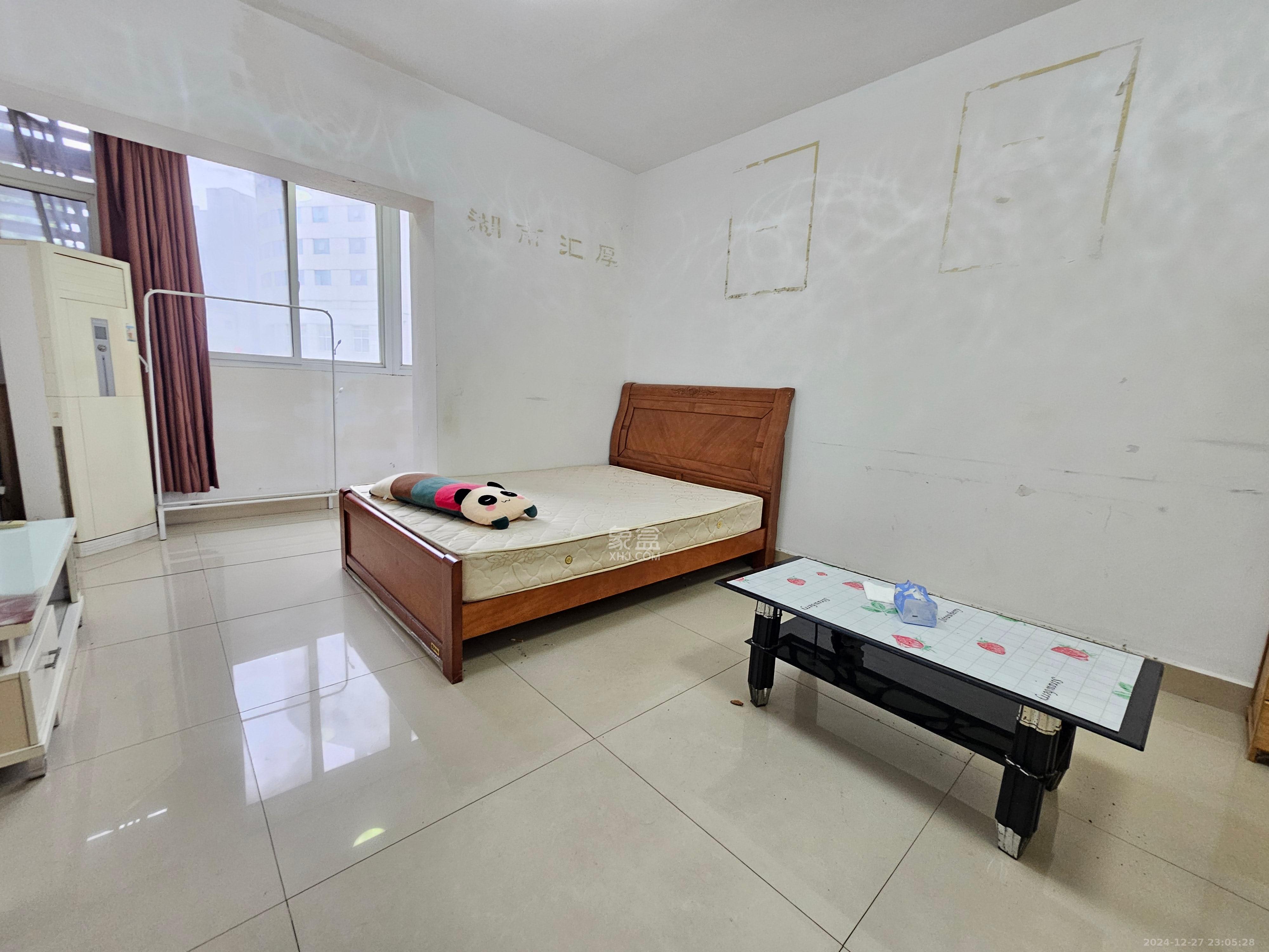 金泉公寓 1室0厅0卫 1200.0元/月 金泉公寓 1室0厅0卫 1200.0元/月室内图