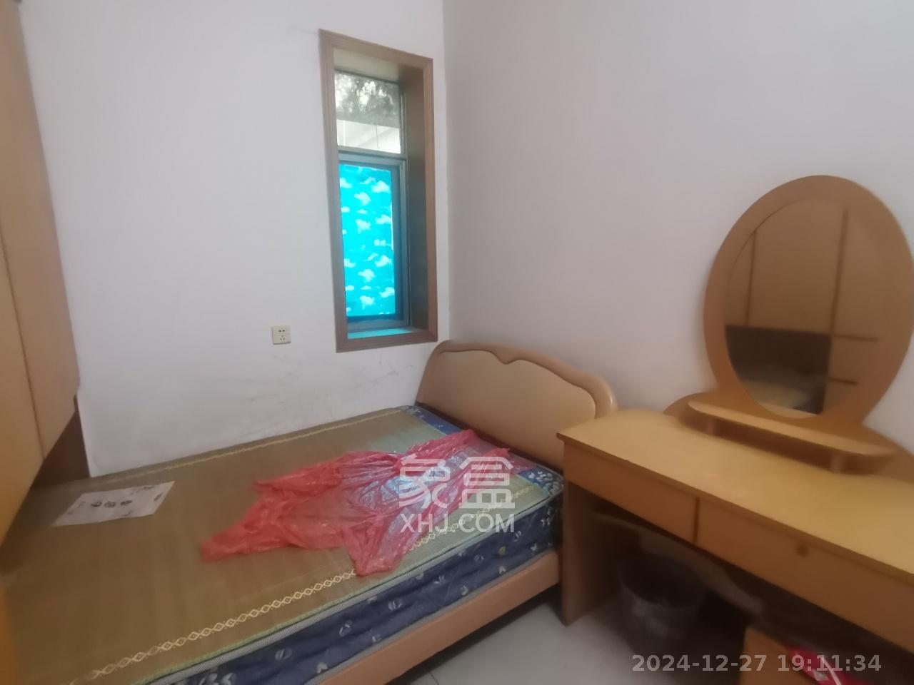 湖南六建伍家岭小区  2室1厅1卫    900.0元/月 湖南六建伍家岭小区  2室1厅1卫    900.0元/月室内图