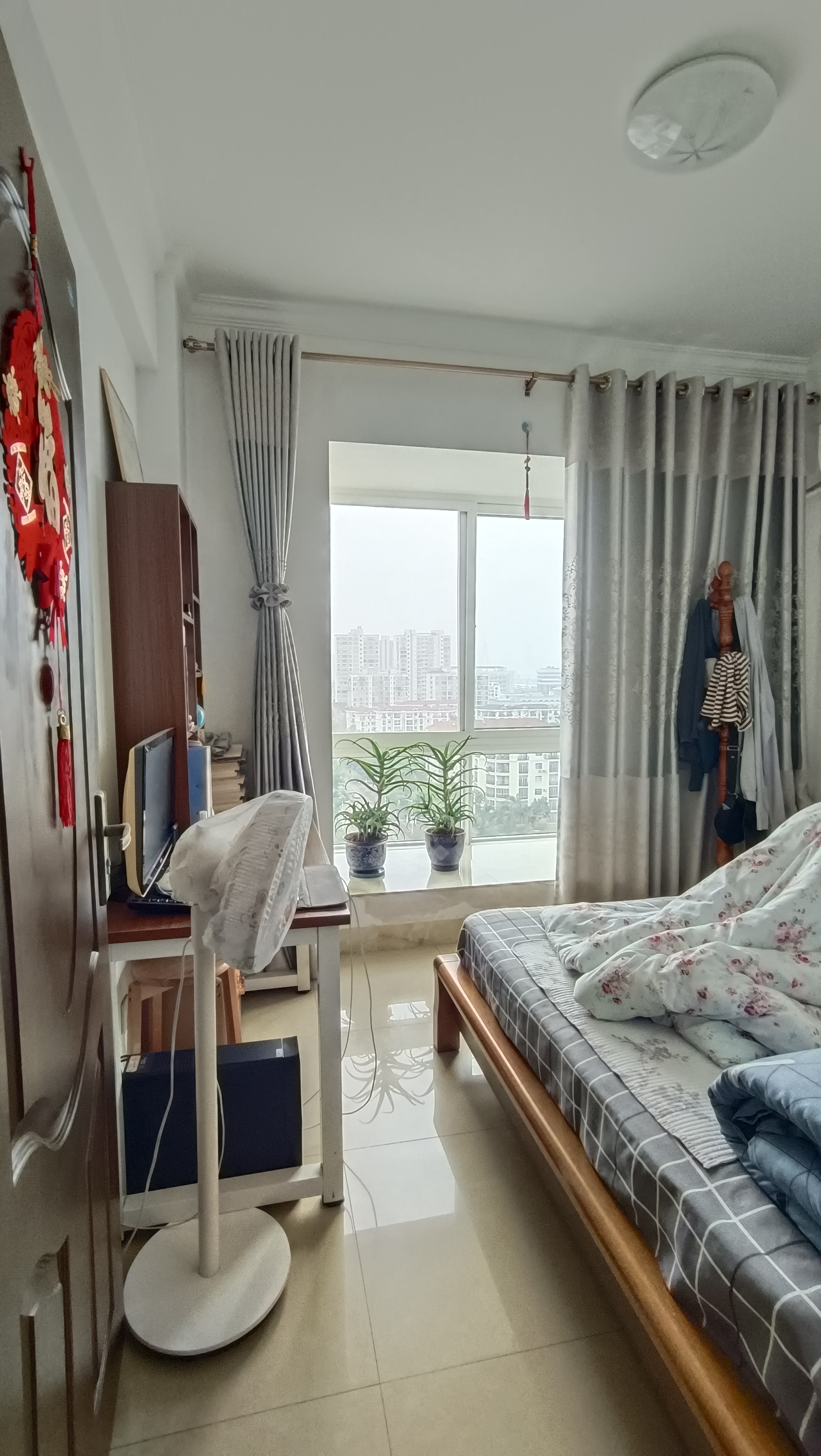 万恒城市花园 2室2厅1卫 125.0万 万恒城市花园 2室2厅1卫 125.0万卧室