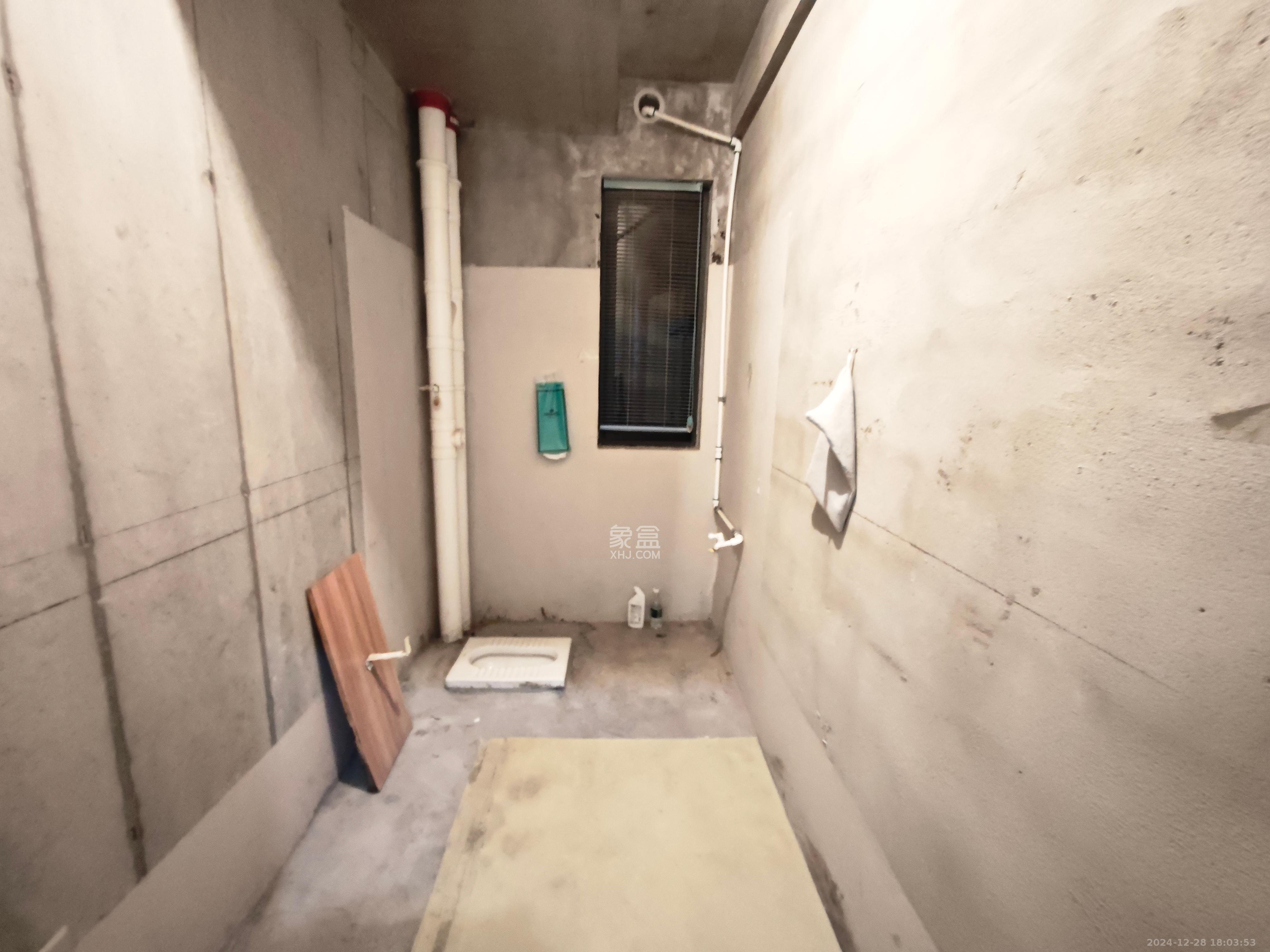 旭辉雨金广场 3室2厅2卫 1000.0元/月 旭辉雨金广场 3室2厅2卫 1000.0元/月室内图