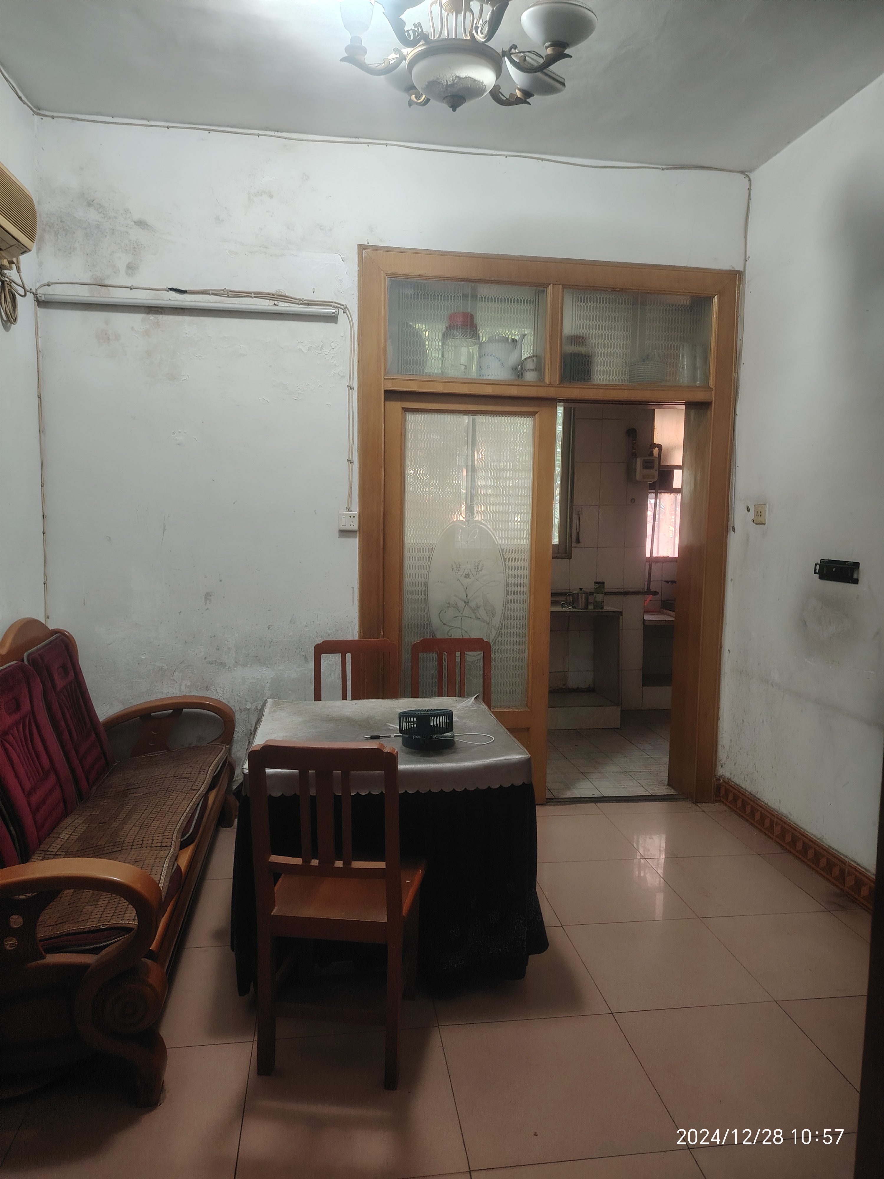 市煤炭局家属楼  3室1厅1卫    900.0元/月