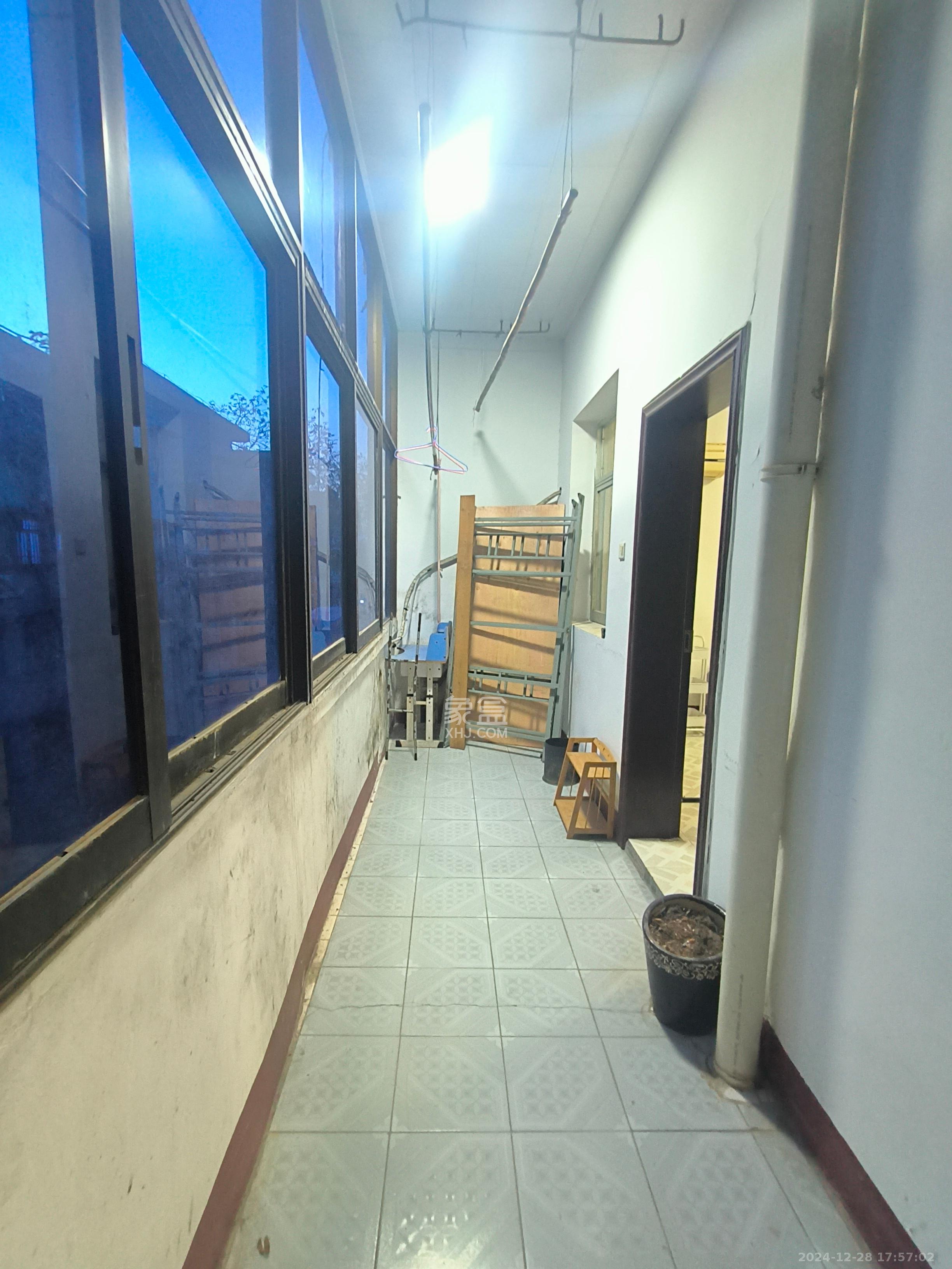 西园北里小区 3室2厅1卫 2000.0元/月 西园北里小区 3室2厅1卫 2000.0元/月室内图