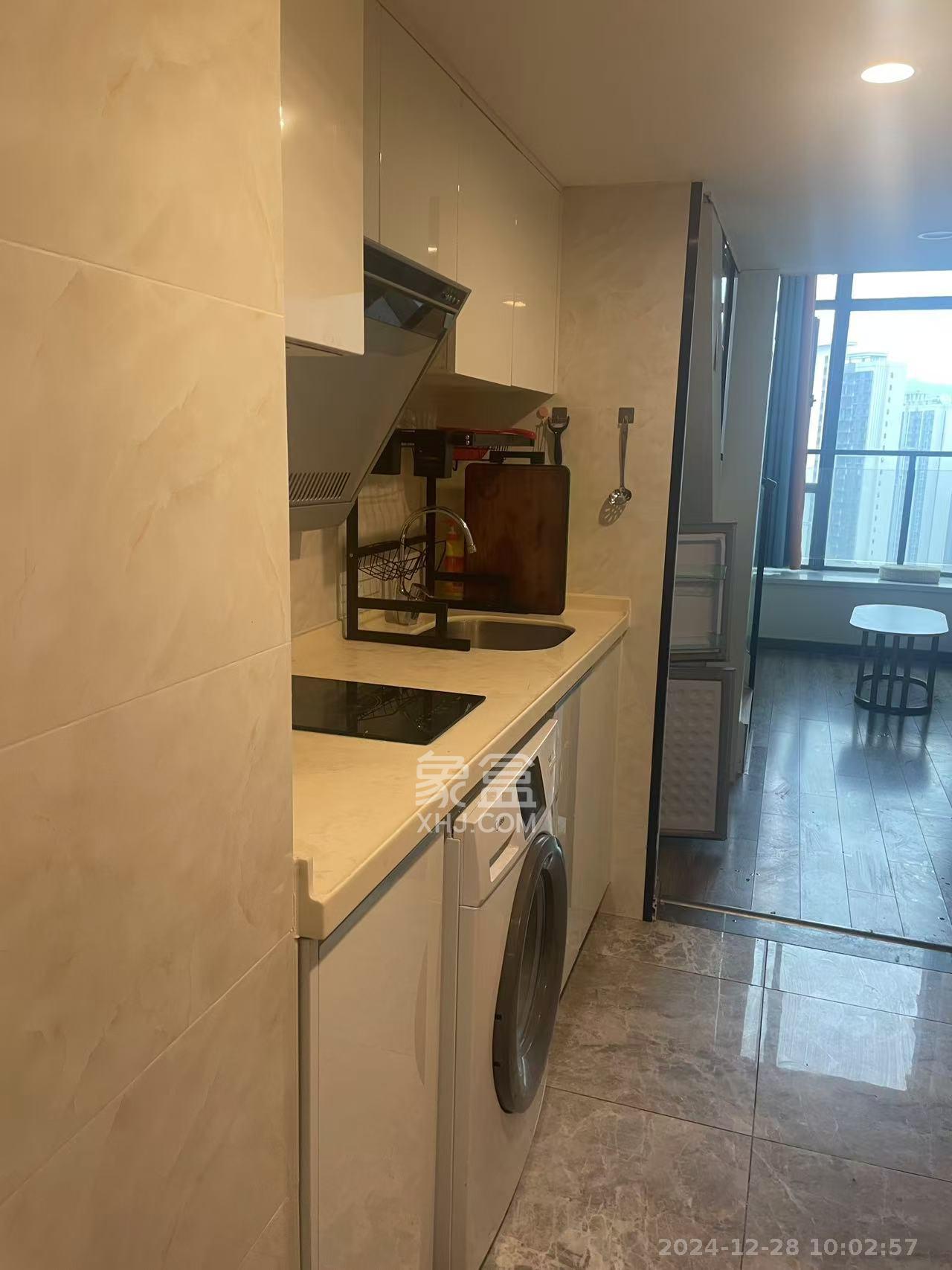 卓越浅水湾 1室1厅1卫 1600.0元/月 卓越浅水湾 1室1厅1卫 1600.0元/月室内图