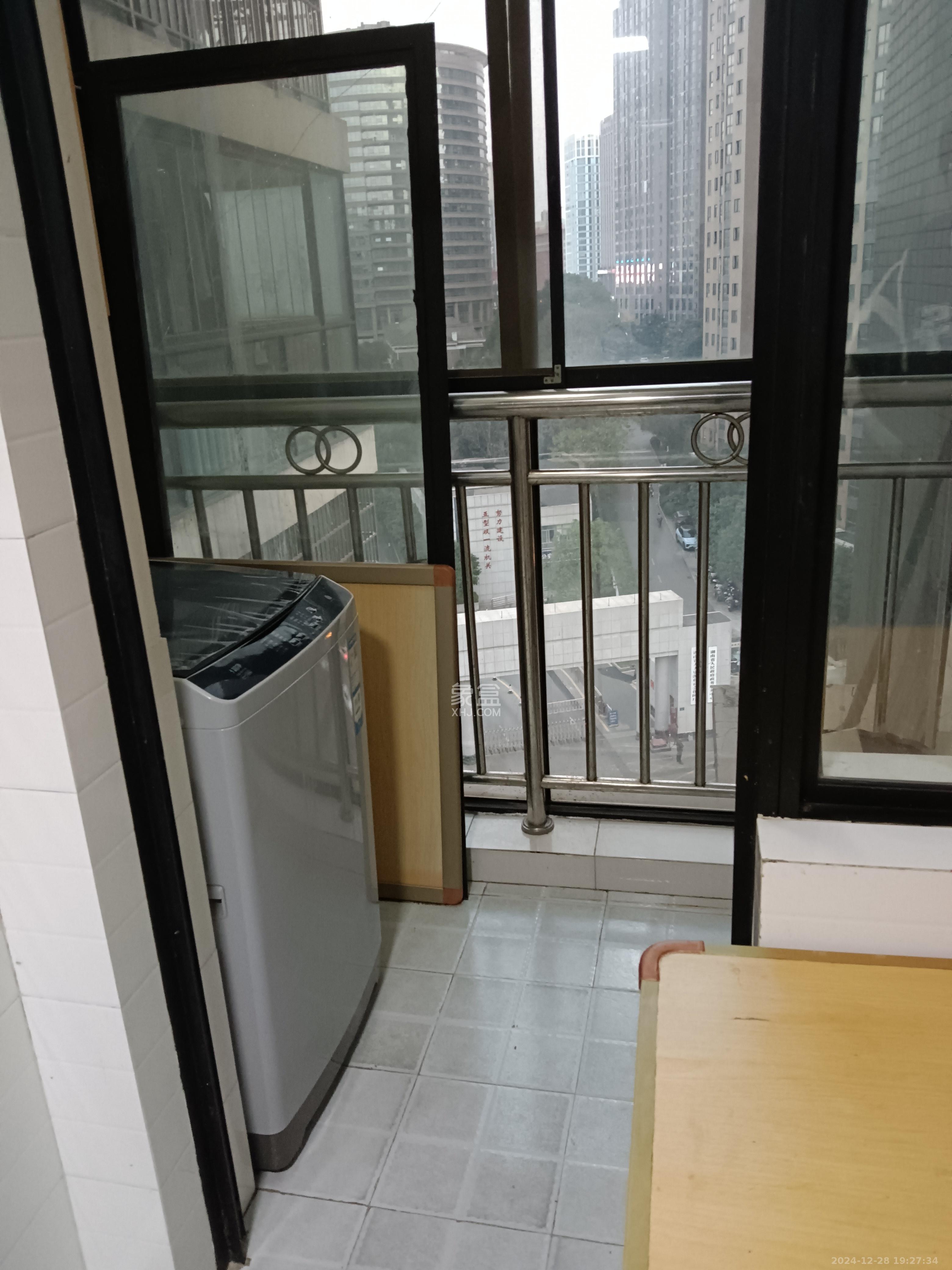 湘诚嘉园  2室2厅1卫   2400.00元/月室内图
