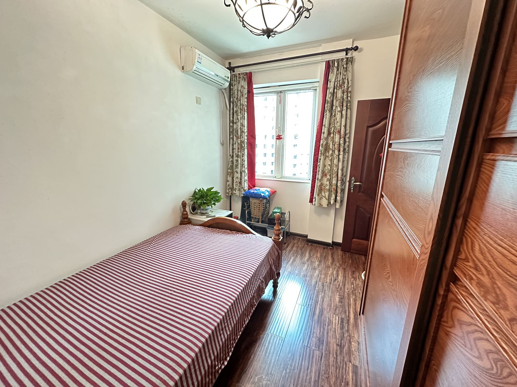 华宝雅苑 2室2厅1卫 105.0万 华宝雅苑 2室2厅1卫 105.0万室内图