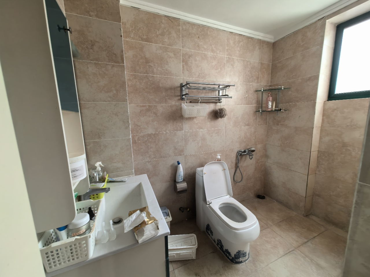 金鹿雅苑 3室2厅2卫 150.0万 金鹿雅苑 3室2厅2卫 150.0万室内图