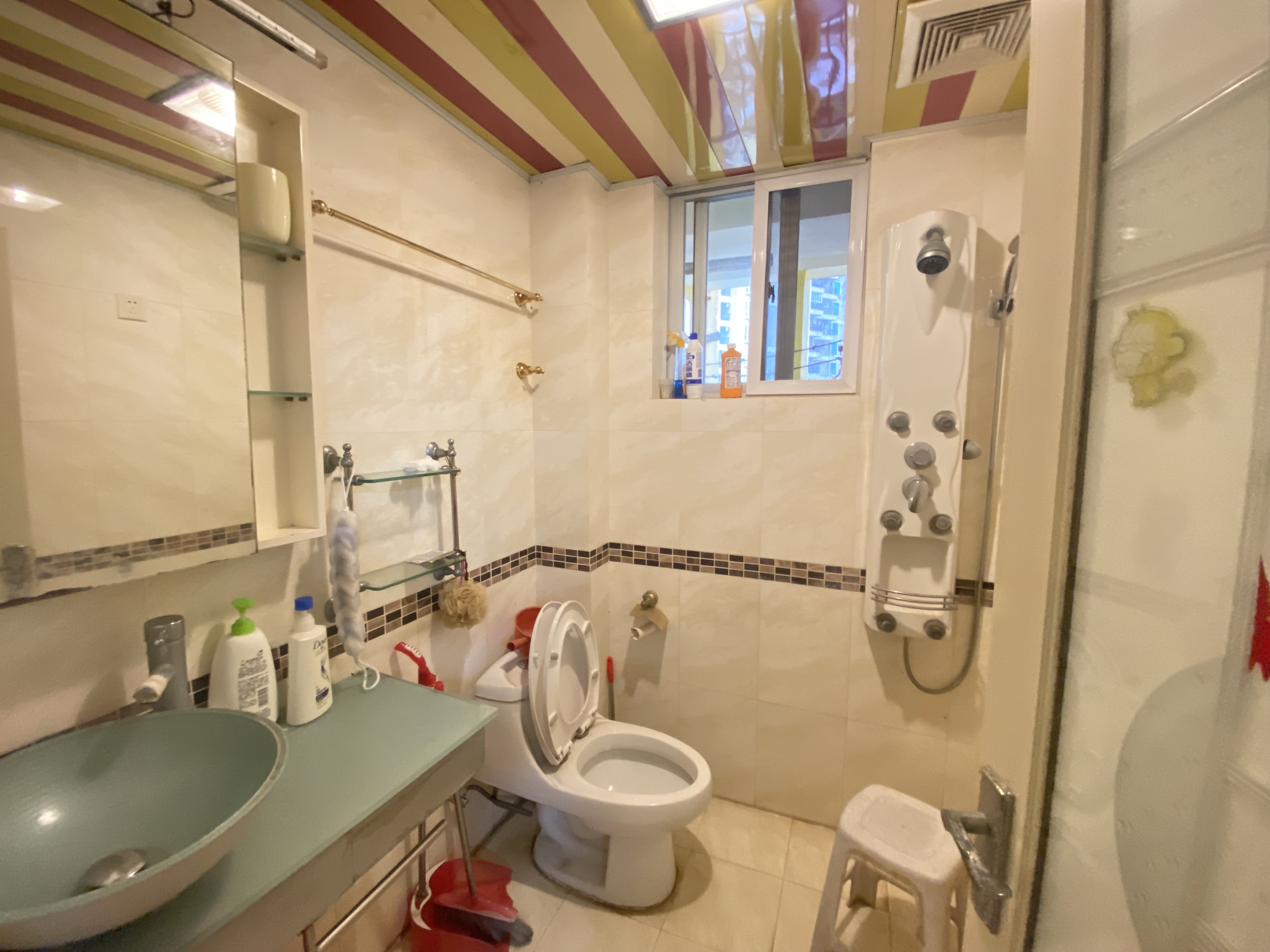 金山广场 3室2厅2卫 174.2万 金山广场 3室2厅2卫 174.2万室内图