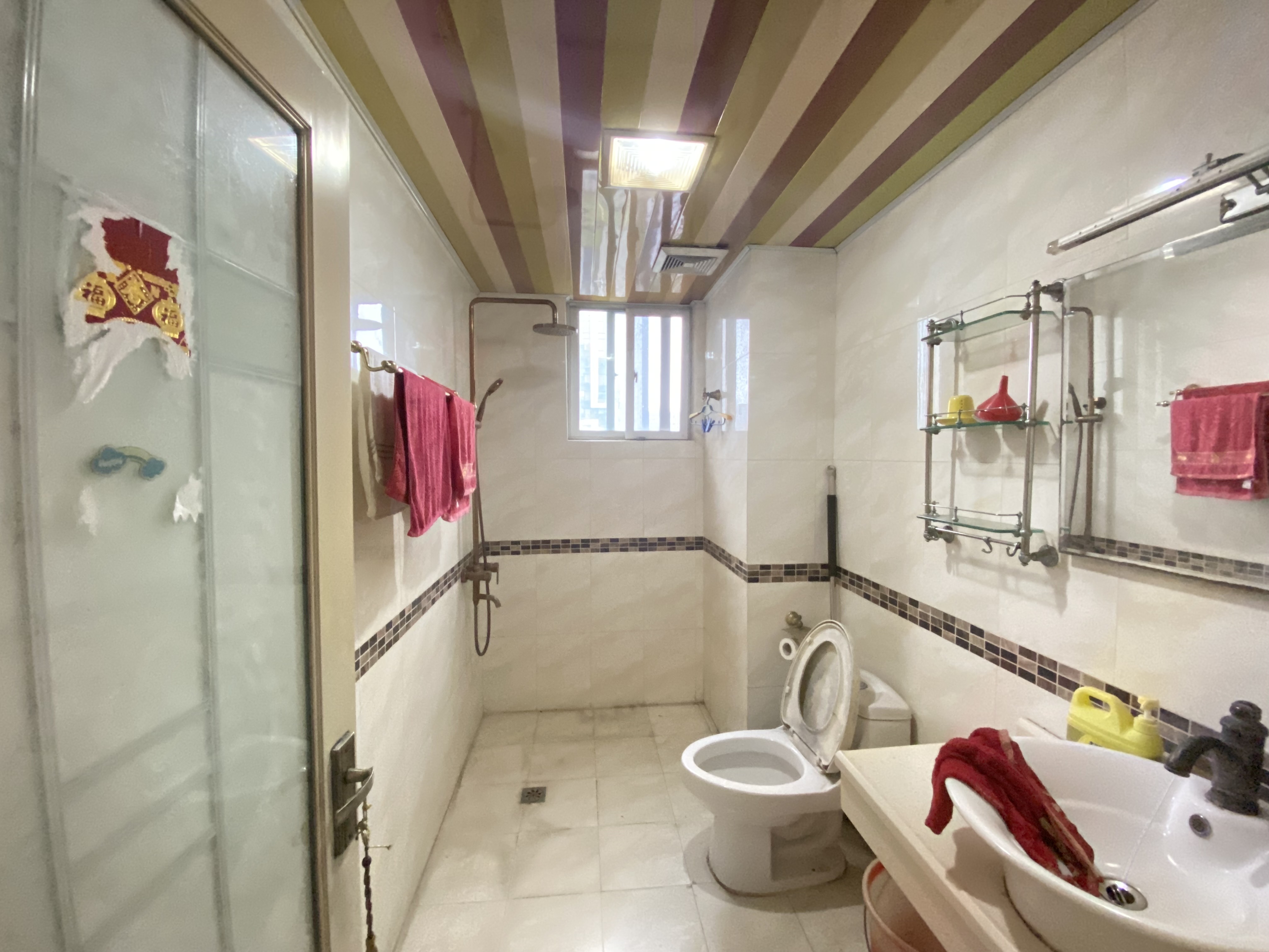 金山广场 3室2厅2卫 174.2万 金山广场 3室2厅2卫 174.2万室内图