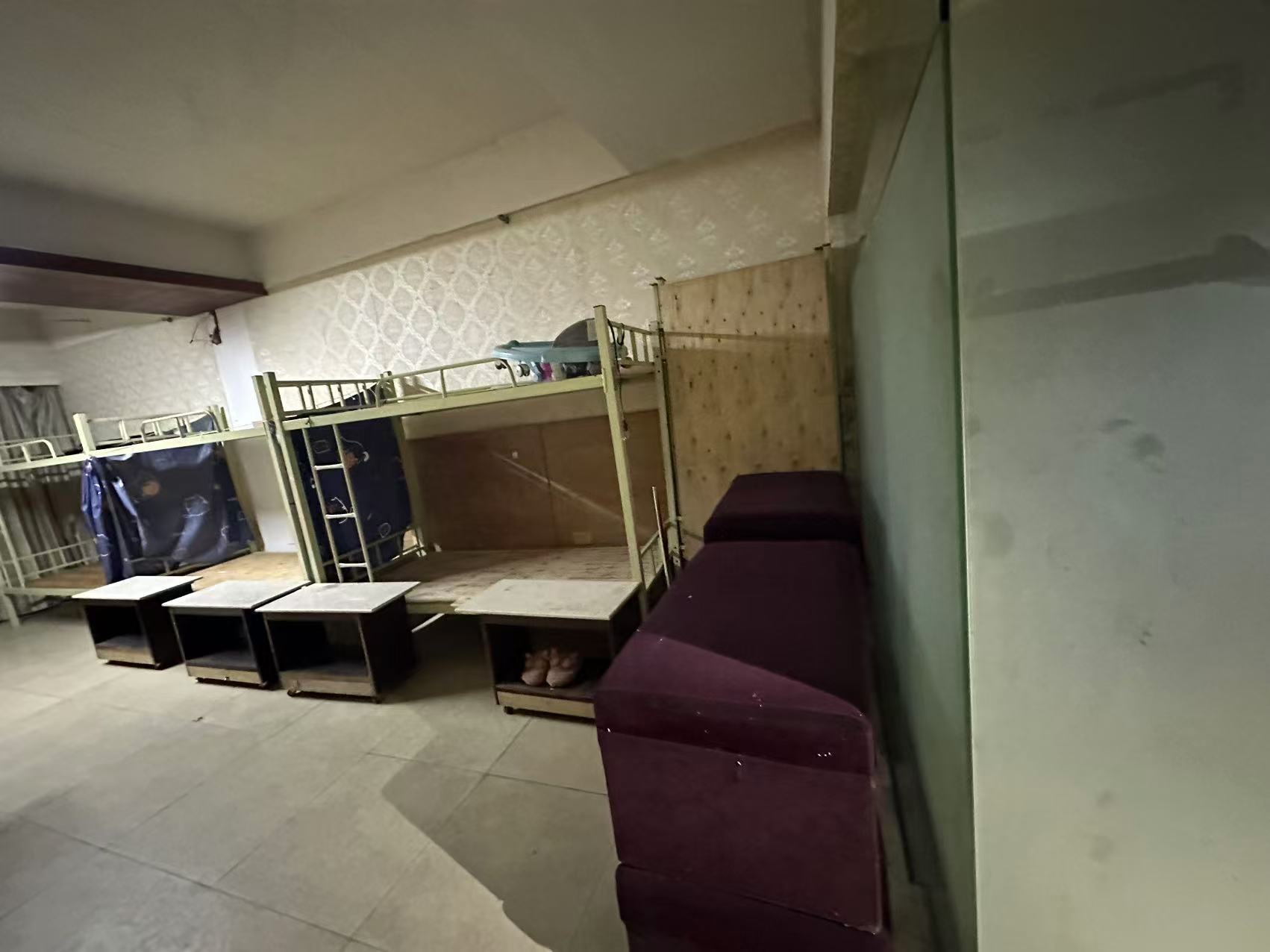 上城星座 1室1厅1卫 1600.0元/月 上城星座 1室1厅1卫 1600.0元/月室内图