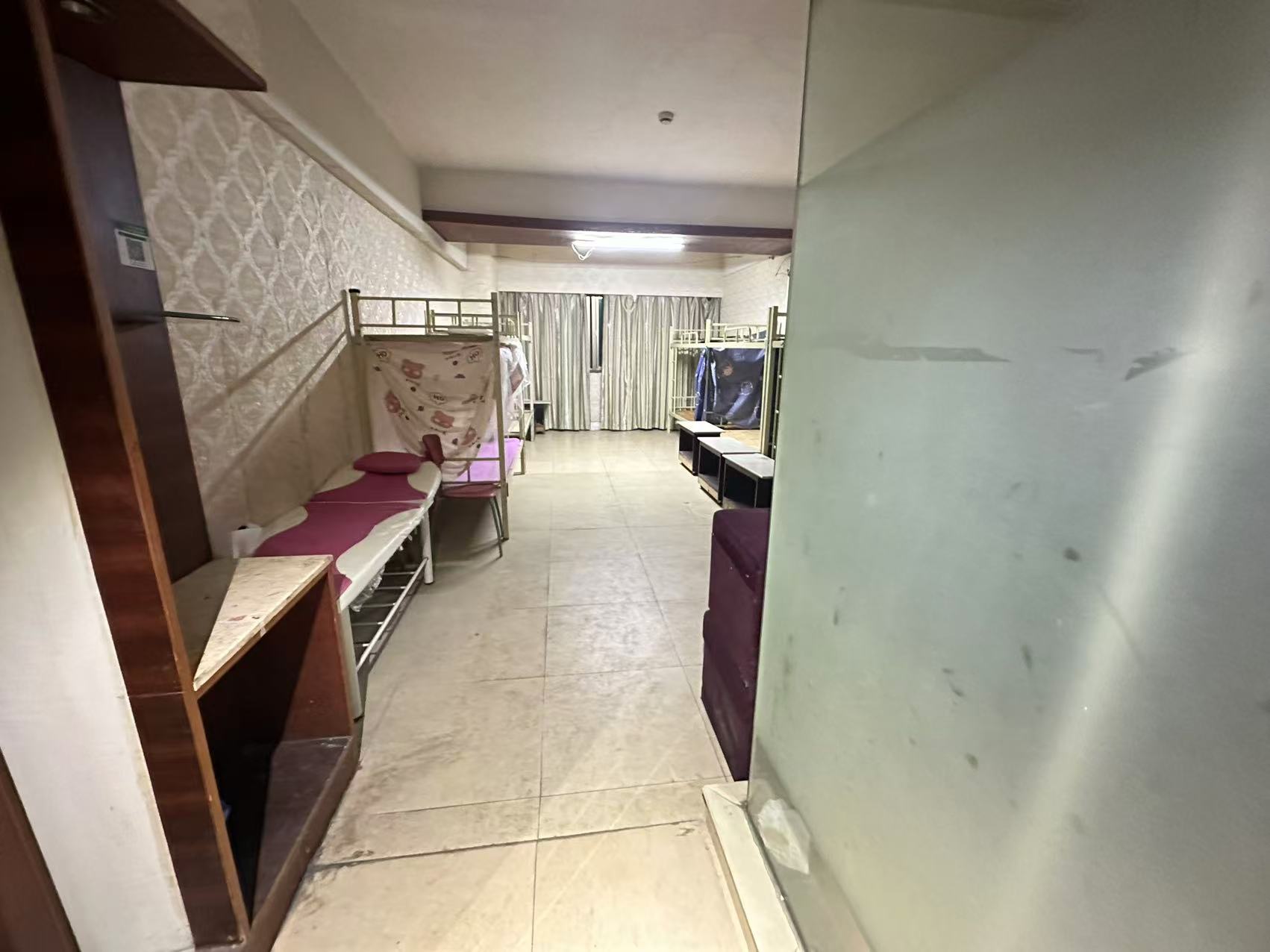 上城星座 1室1厅1卫 1600.0元/月 上城星座 1室1厅1卫 1600.0元/月室内图