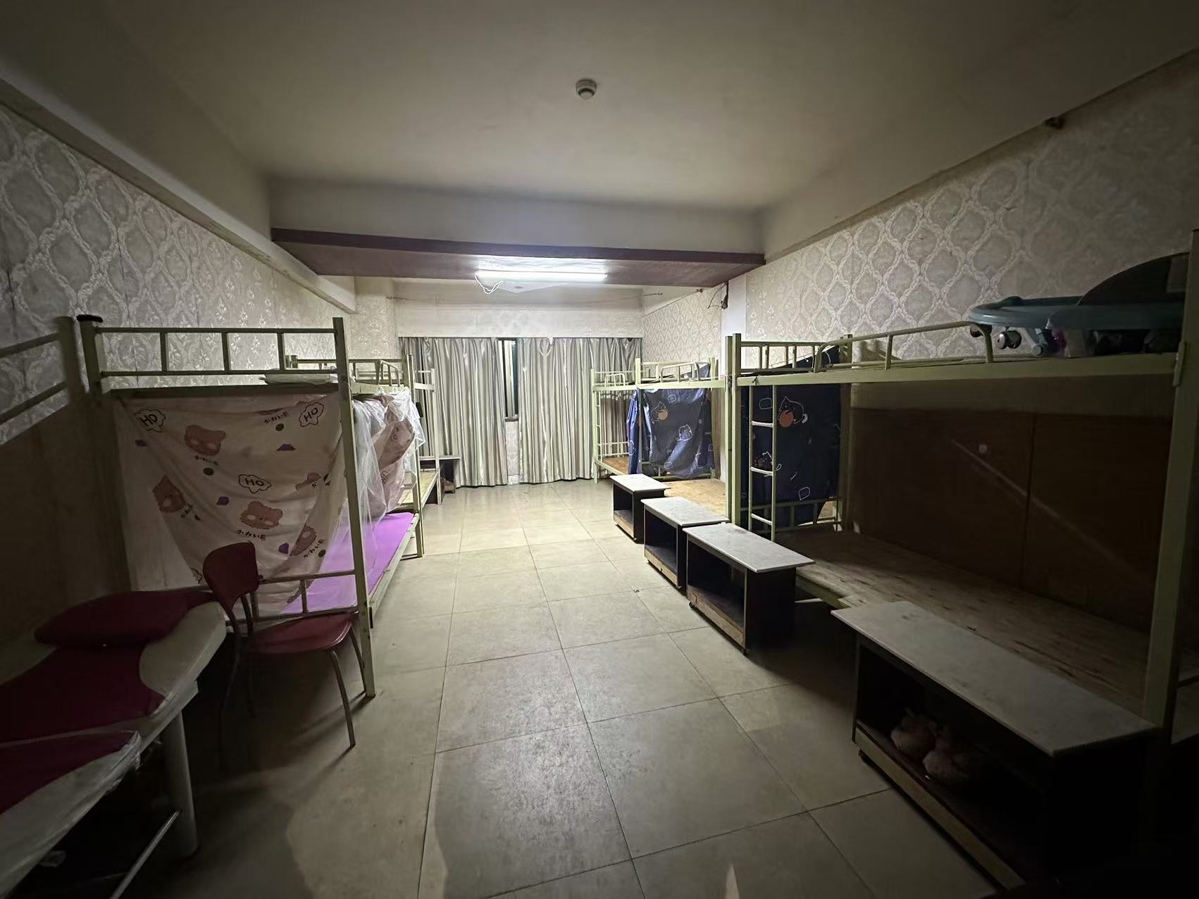 上城星座 1室1厅1卫 1600.0元/月 上城星座 1室1厅1卫 1600.0元/月室内图