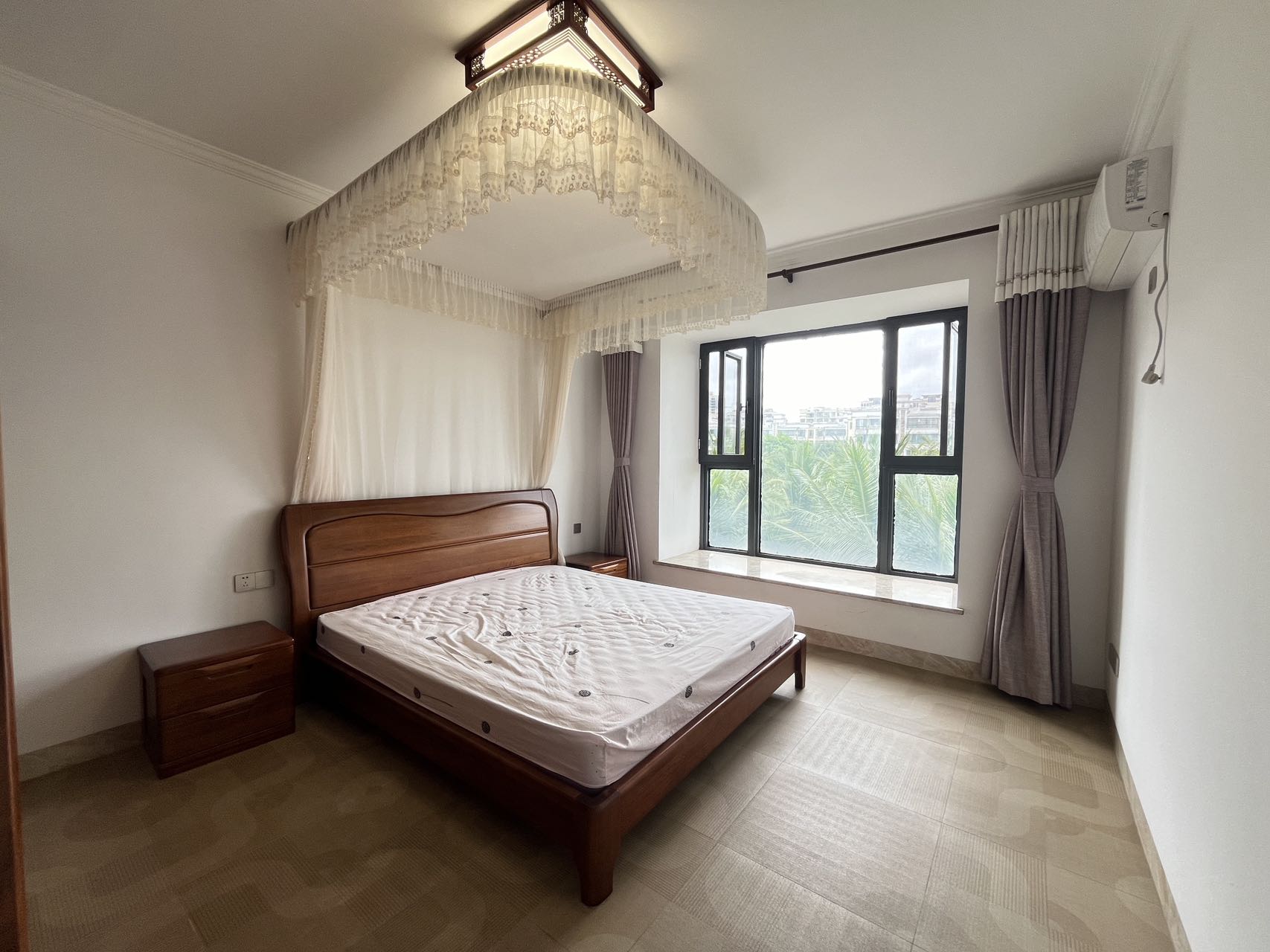 泰达比华利山庄 4室2厅2卫 480.0万 泰达比华利山庄 4室2厅2卫 480.0万室内图