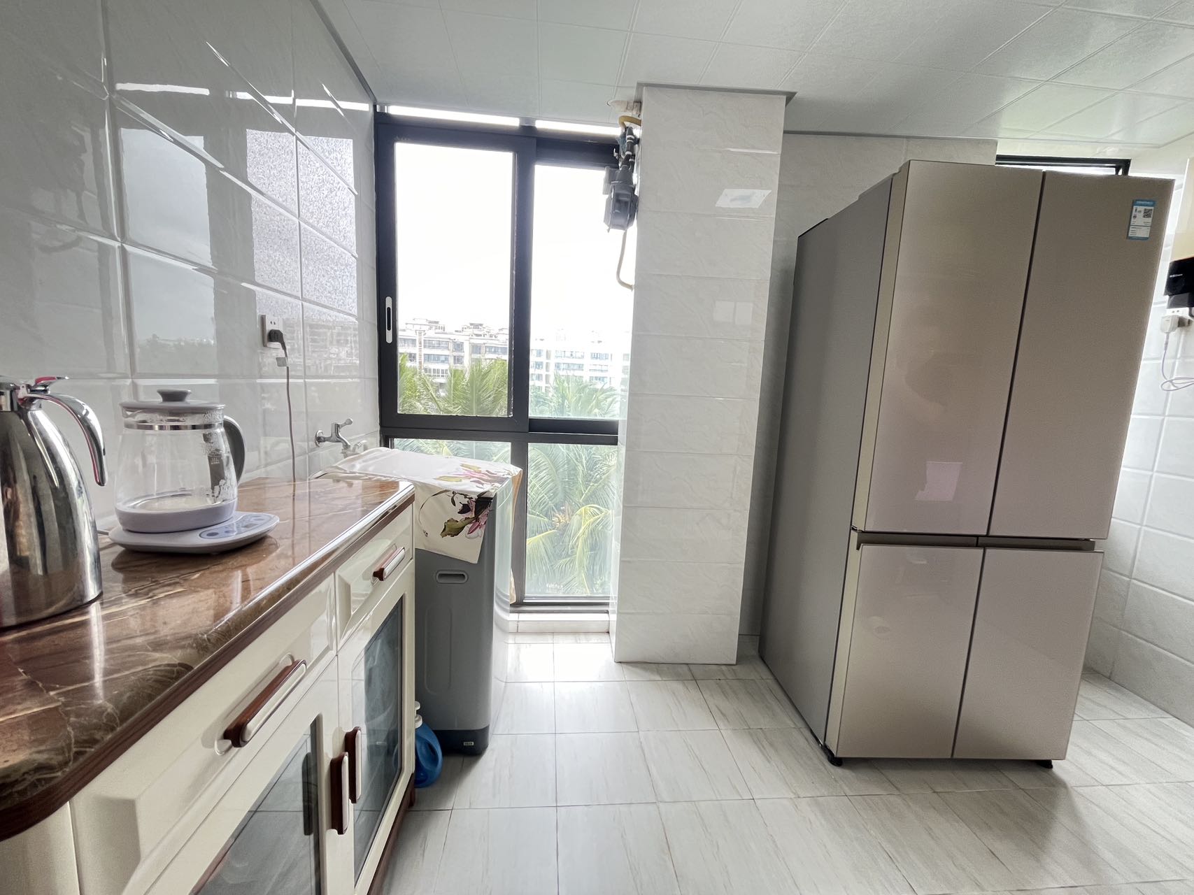 泰达比华利山庄 4室2厅2卫 480.0万 泰达比华利山庄 4室2厅2卫 480.0万室内图