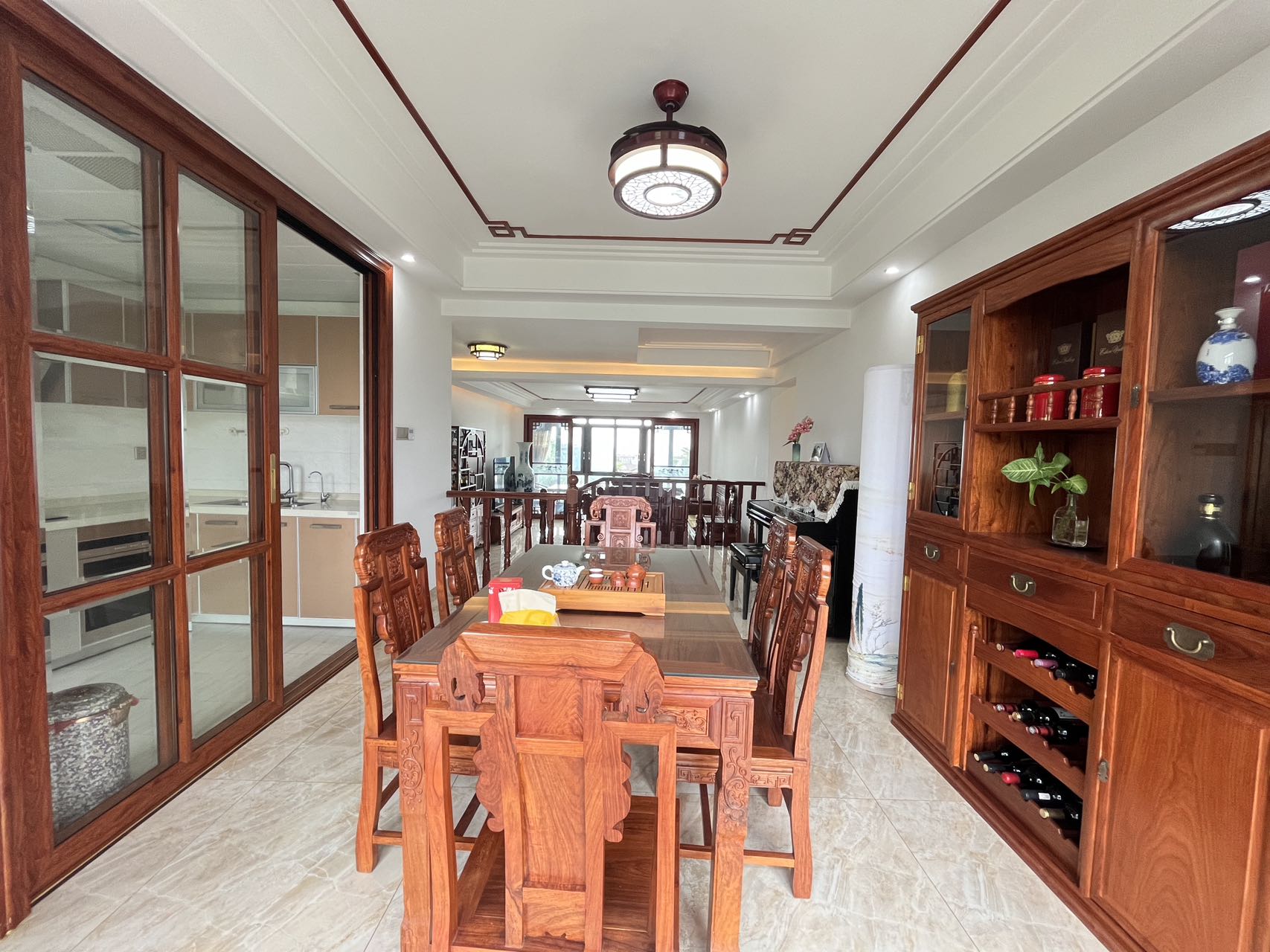 泰达比华利山庄 4室2厅2卫 480.0万 泰达比华利山庄 4室2厅2卫 480.0万室内图