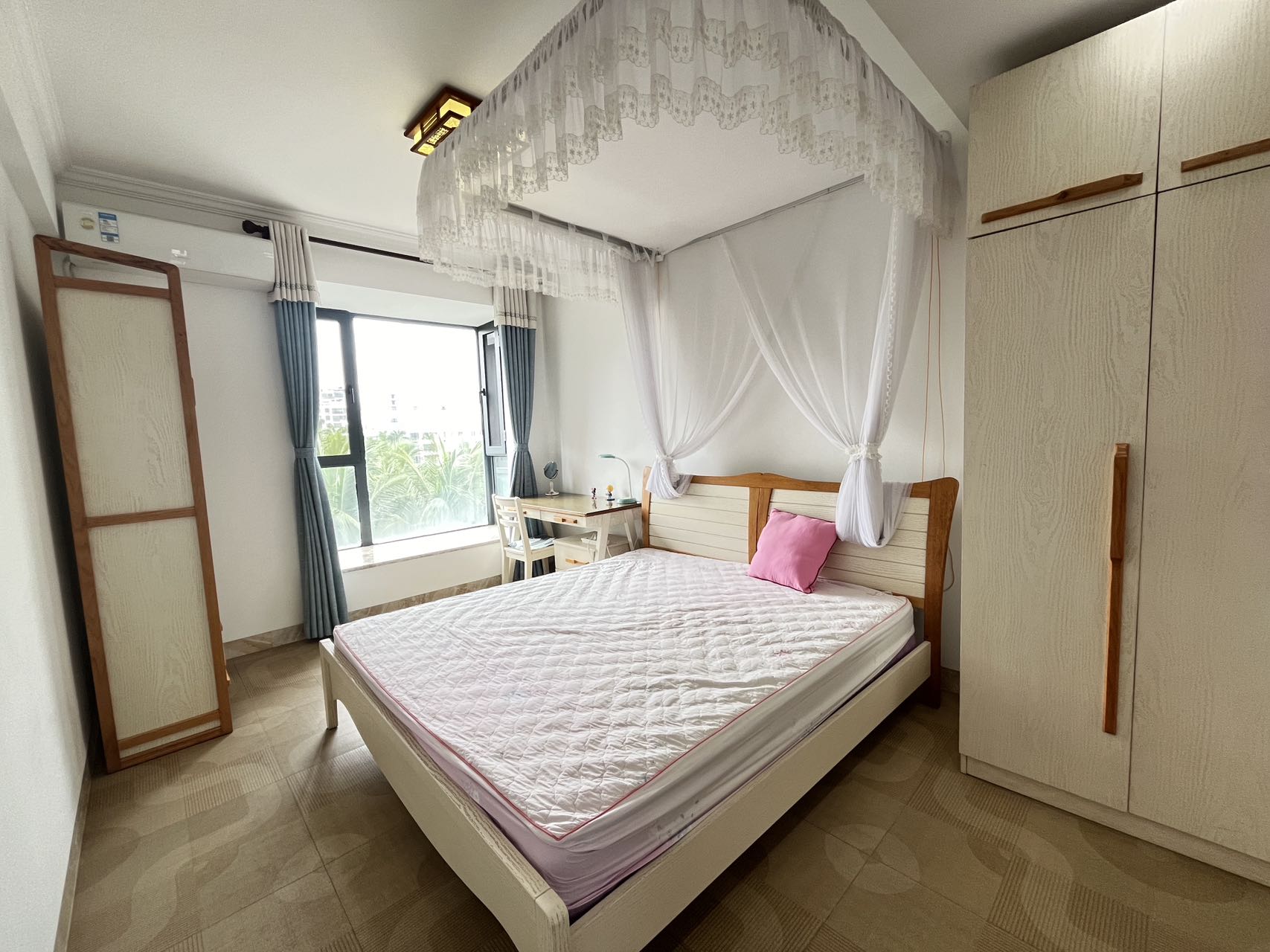 泰达比华利山庄 4室2厅2卫 480.0万 泰达比华利山庄 4室2厅2卫 480.0万室内图