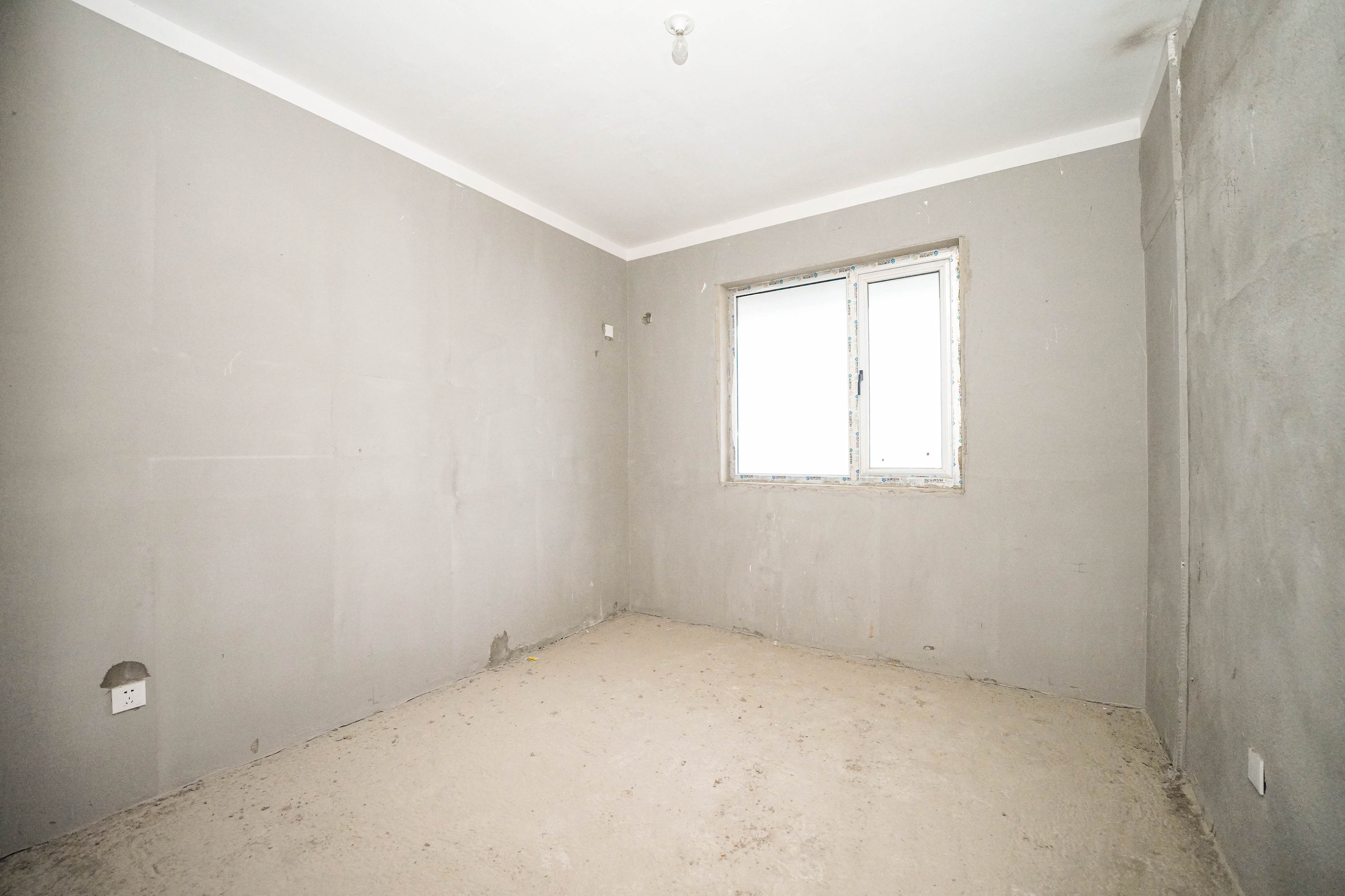 绿地新都会  3室2厅2卫    65.8万 绿地新都会  3室2厅2卫    65.8万卧室