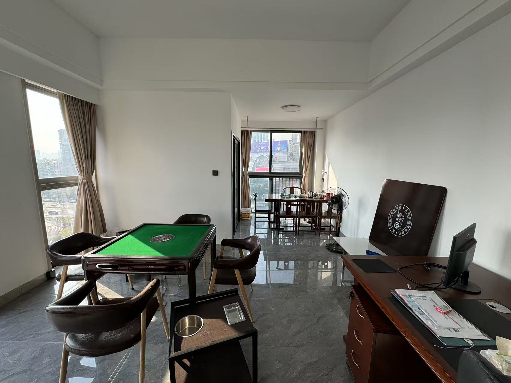 尚格广场 1室1厅1卫 1800.0元/月 尚格广场 1室1厅1卫 1800.0元/月室内图