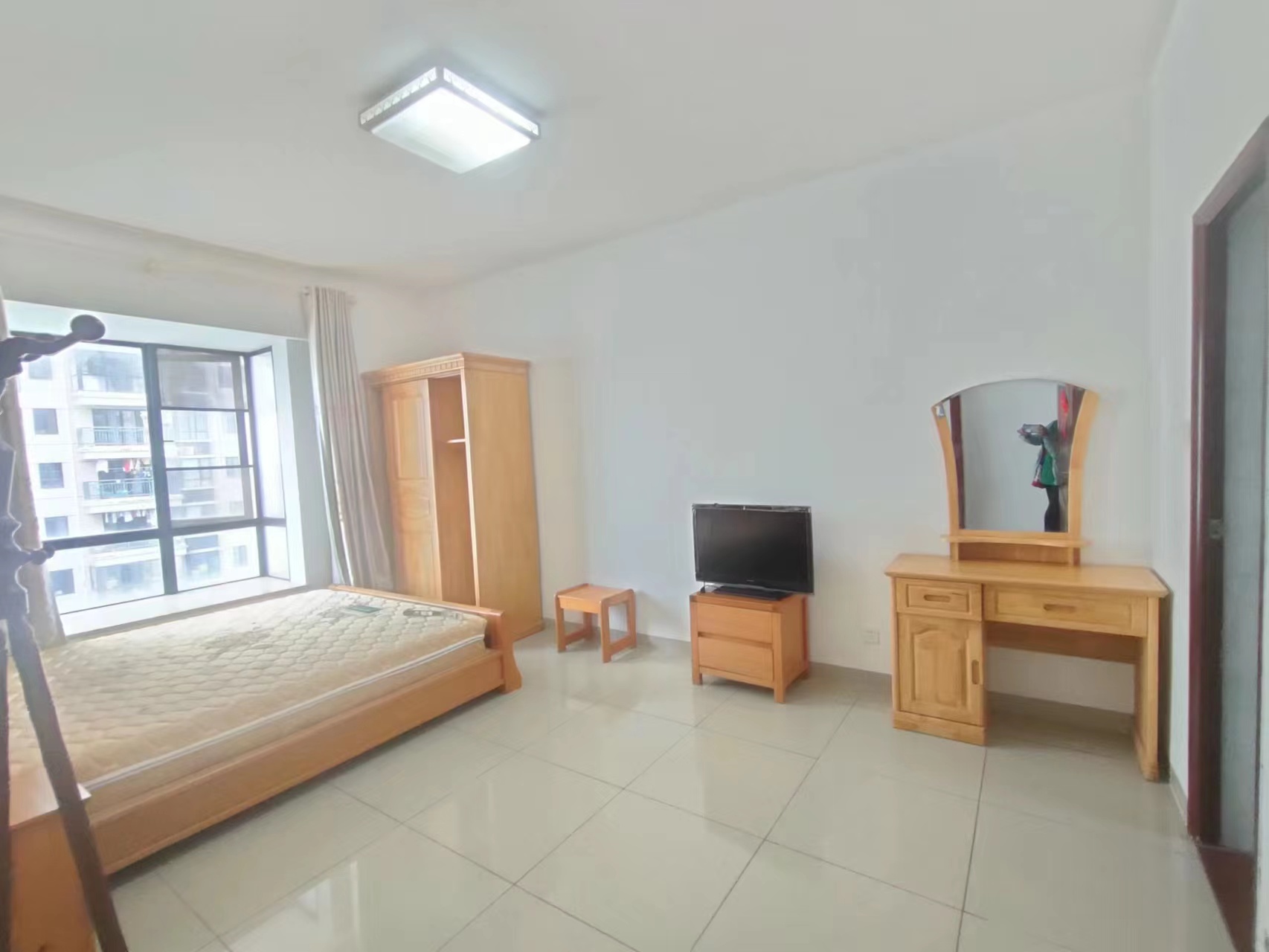 洛杉矶城 3室2厅2卫 209.1万 洛杉矶城 3室2厅2卫 209.1万室内图