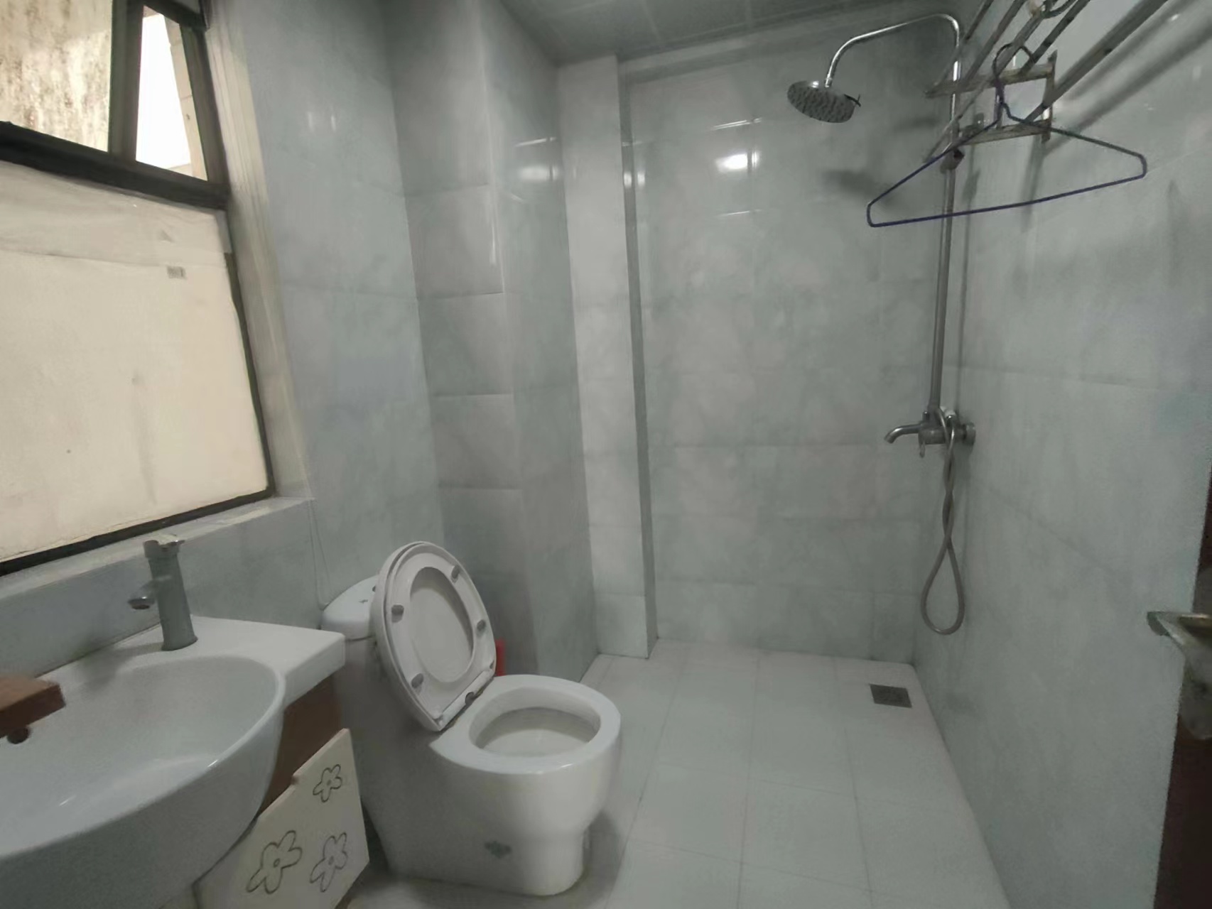 洛杉矶城 3室2厅2卫 209.1万 洛杉矶城 3室2厅2卫 209.1万室内图