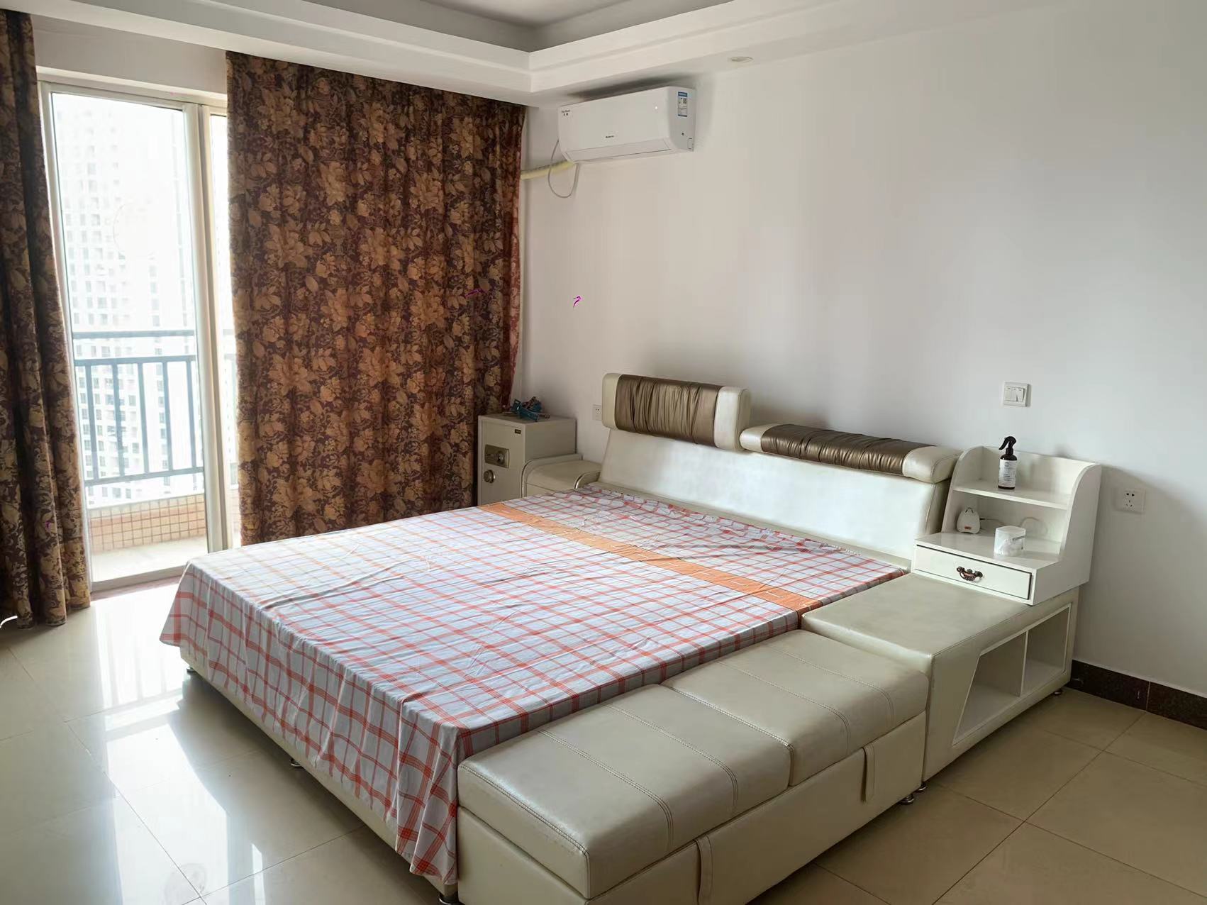 世贸雅苑 4室2厅2卫 220.0万 世贸雅苑 4室2厅2卫 220.0万室内图