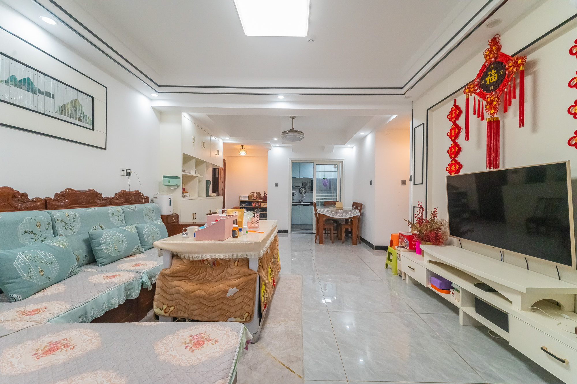 圆梦康乐城  3室2厅1卫    56.8万 圆梦康乐城  3室2厅1卫    56.8万客厅