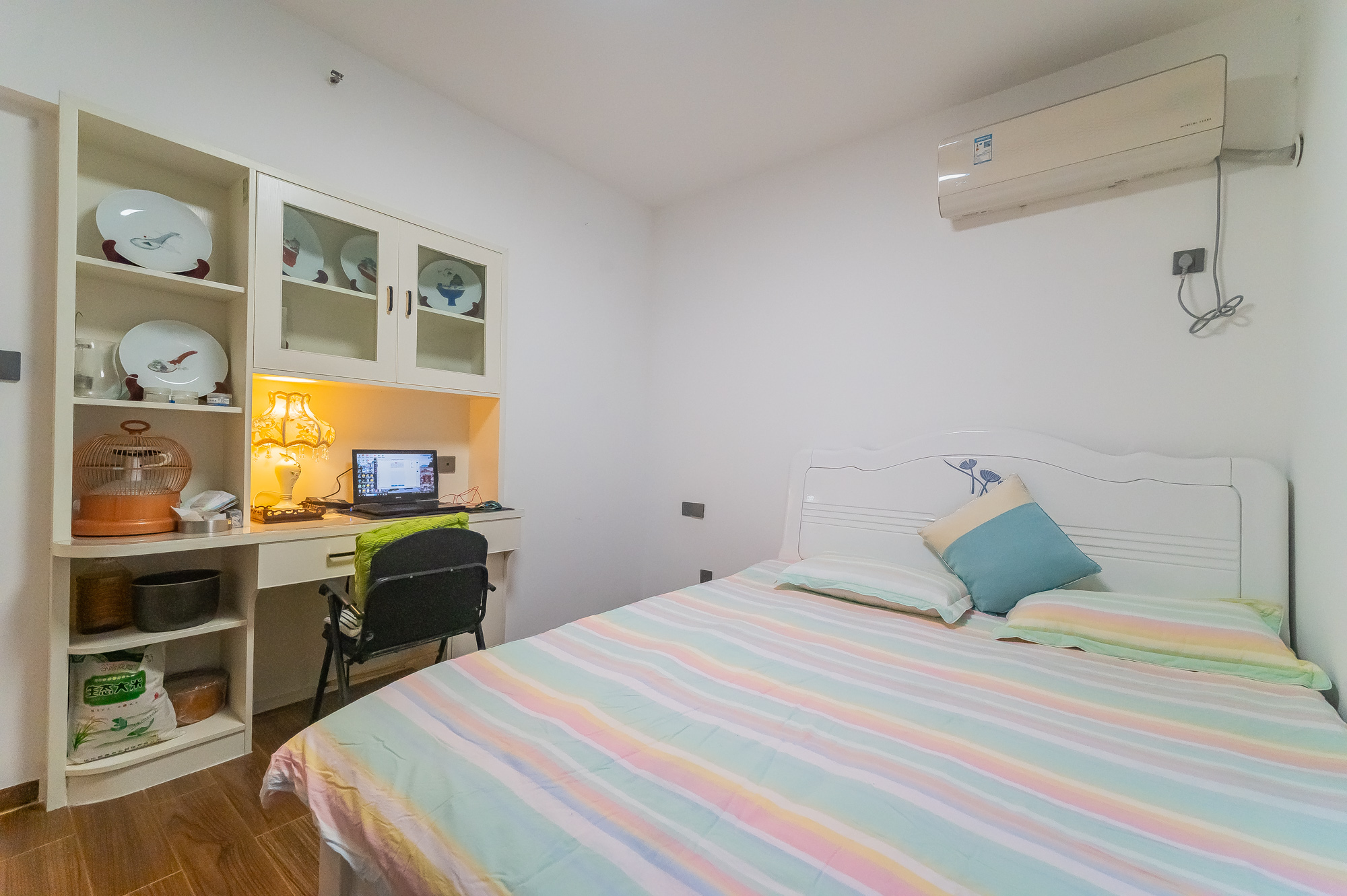 圆梦康乐城  3室2厅1卫    56.8万 圆梦康乐城  3室2厅1卫    56.8万卧室