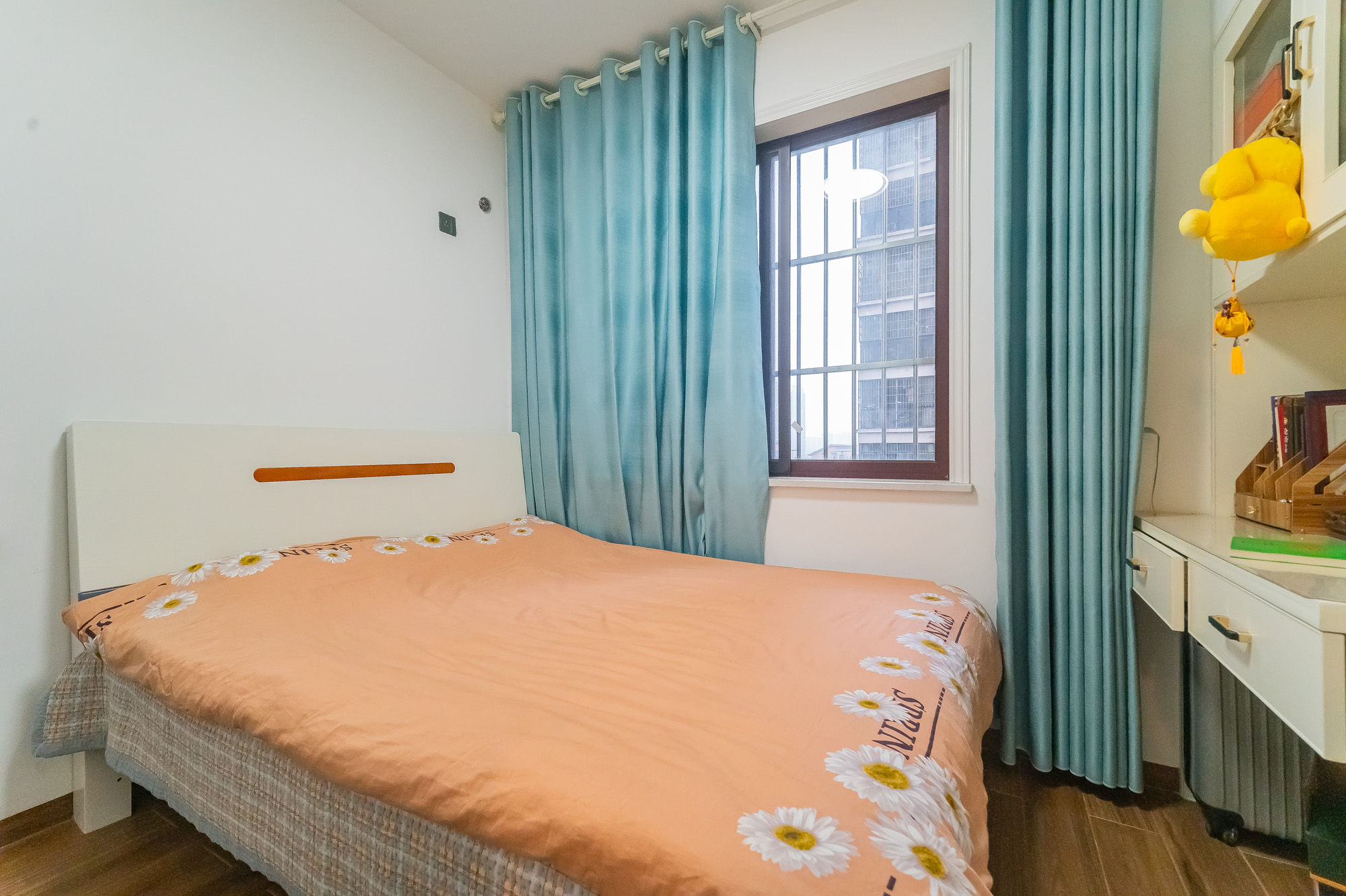 圆梦康乐城  3室2厅1卫    56.8万 圆梦康乐城  3室2厅1卫    56.8万卧室