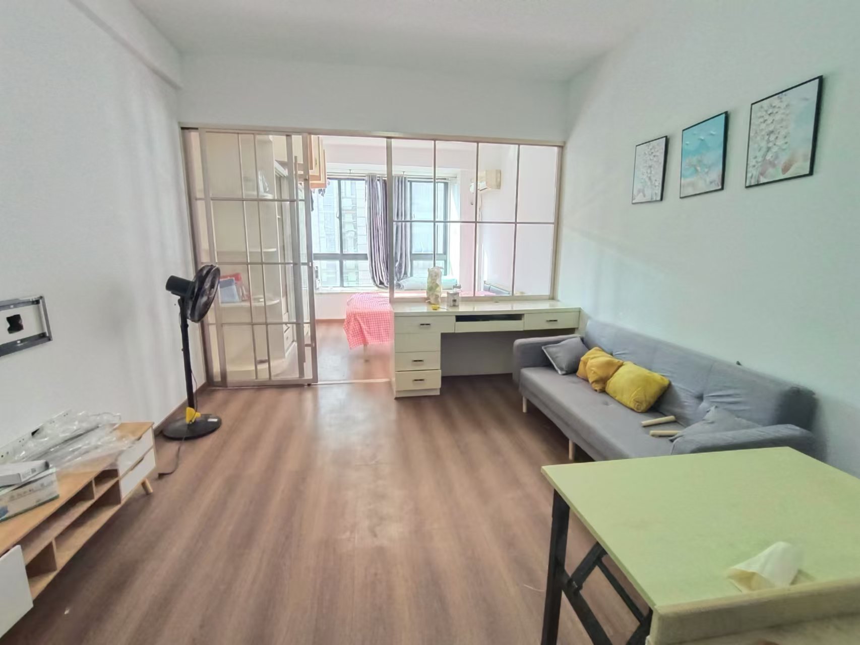 慈善大厦 1室1厅1卫 1100.0元/月 慈善大厦 1室1厅1卫 1100.0元/月室内图