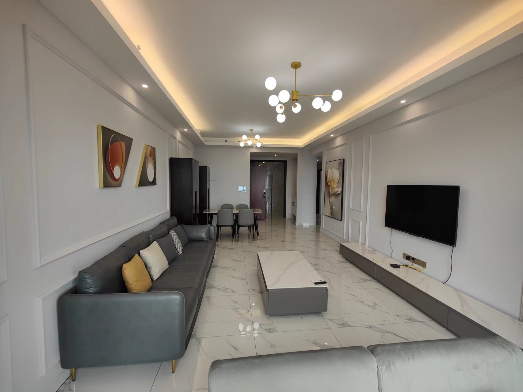 华润中心 3室2厅2卫 330.0万 华润中心 3室2厅2卫 330.0万室内图