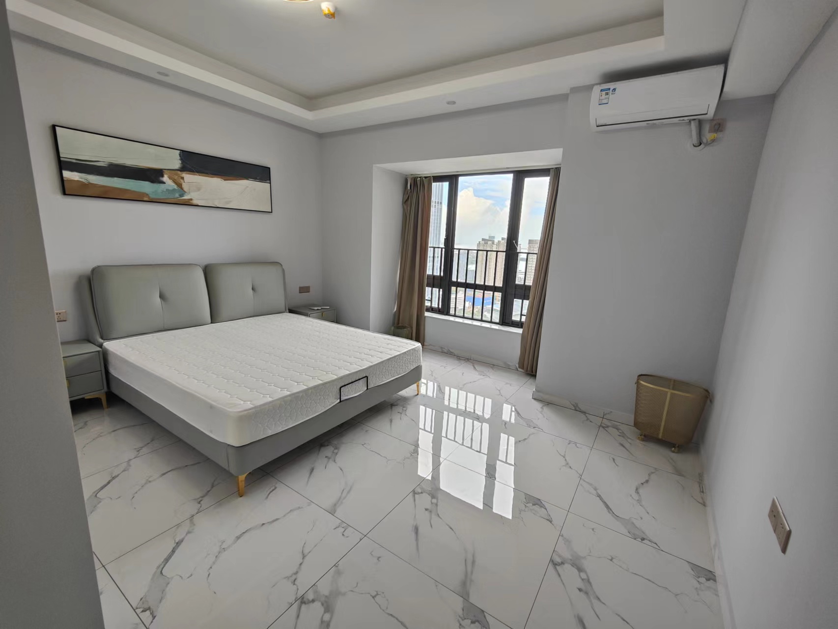 华润中心 3室2厅2卫 330.0万 华润中心 3室2厅2卫 330.0万室内图