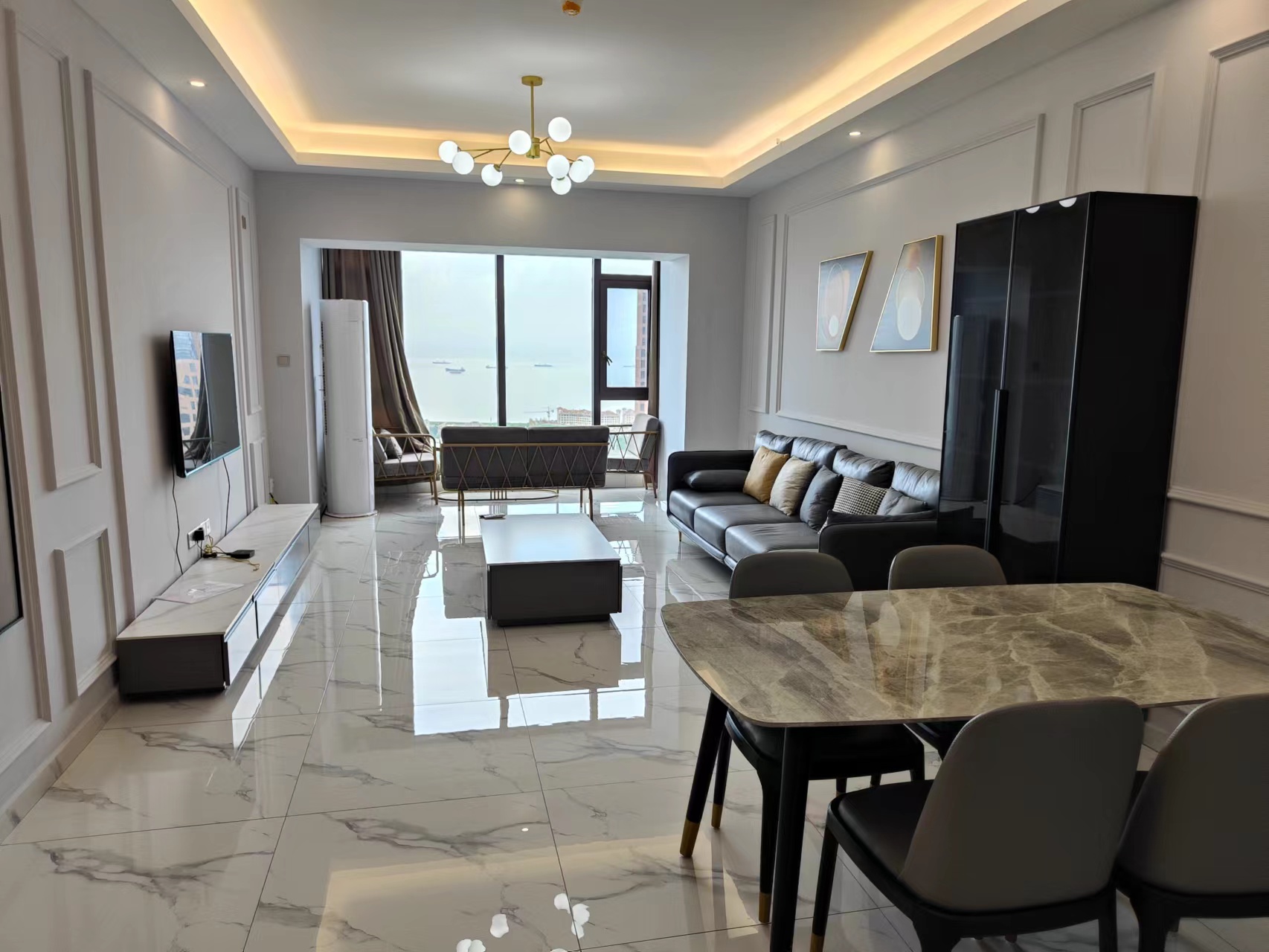 华润中心 3室2厅2卫 330.0万 华润中心 3室2厅2卫 330.0万室内图