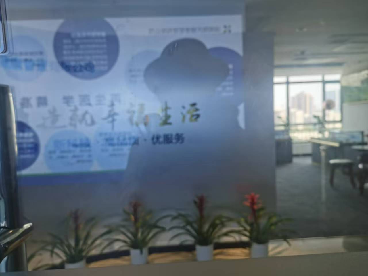 金麓国际   311.0㎡     13000.00元/月室内图