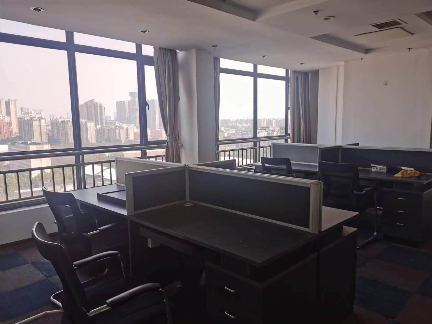 金麓国际   311.0㎡     13000.00元/月室内图