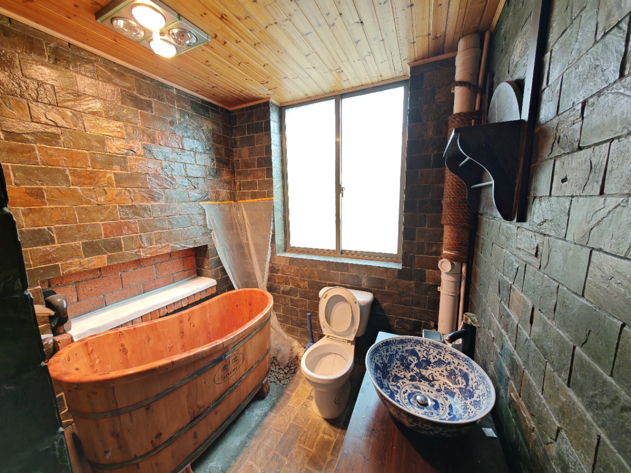 麓谷沐春园 4室2厅2卫 2800.0元/月 麓谷沐春园 4室2厅2卫 2800.0元/月室内图