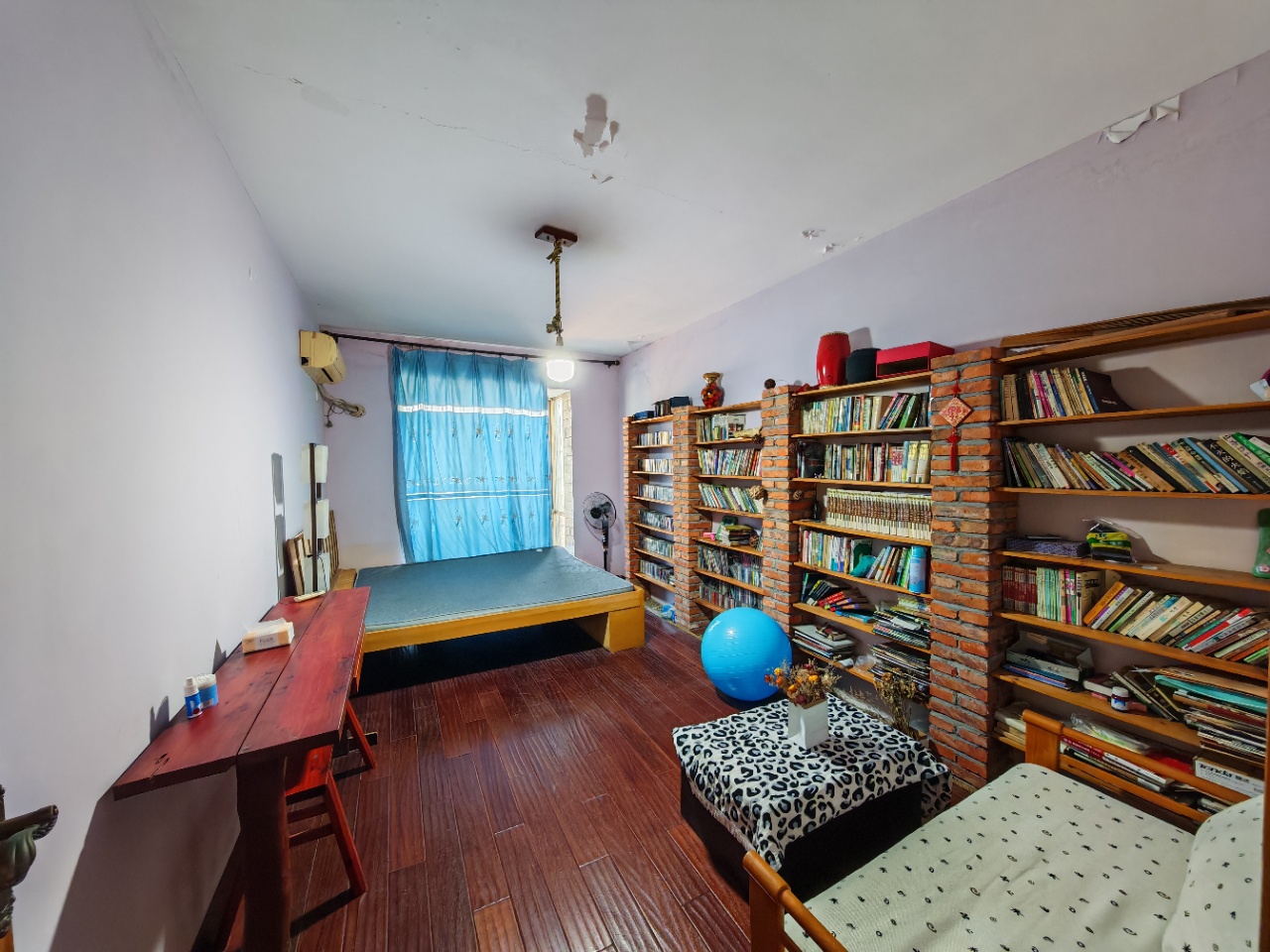 麓谷沐春园 4室2厅2卫 2800.0元/月 麓谷沐春园 4室2厅2卫 2800.0元/月室内图