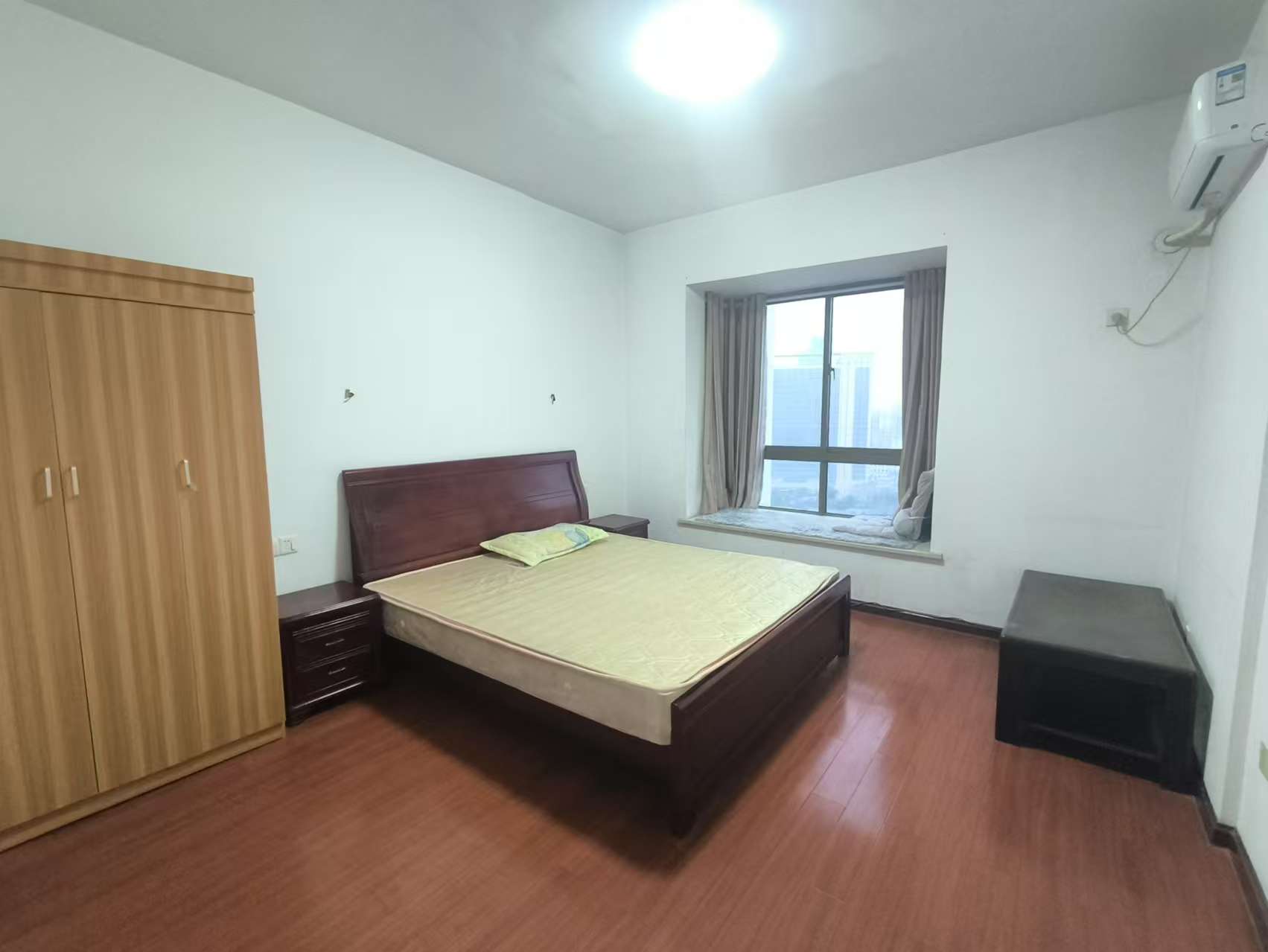 时尚新天地(平和堂) 1室0厅0卫 2500.0元/月 时尚新天地(平和堂) 1室0厅0卫 2500.0元/月室内图