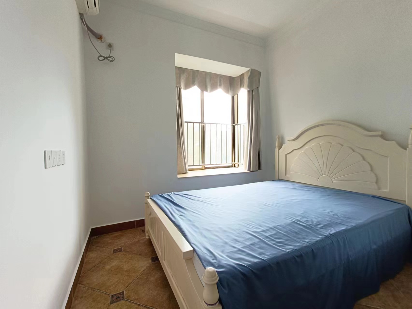 紫园A区 2室2厅1卫 245.0万 紫园A区 2室2厅1卫 245.0万室内图