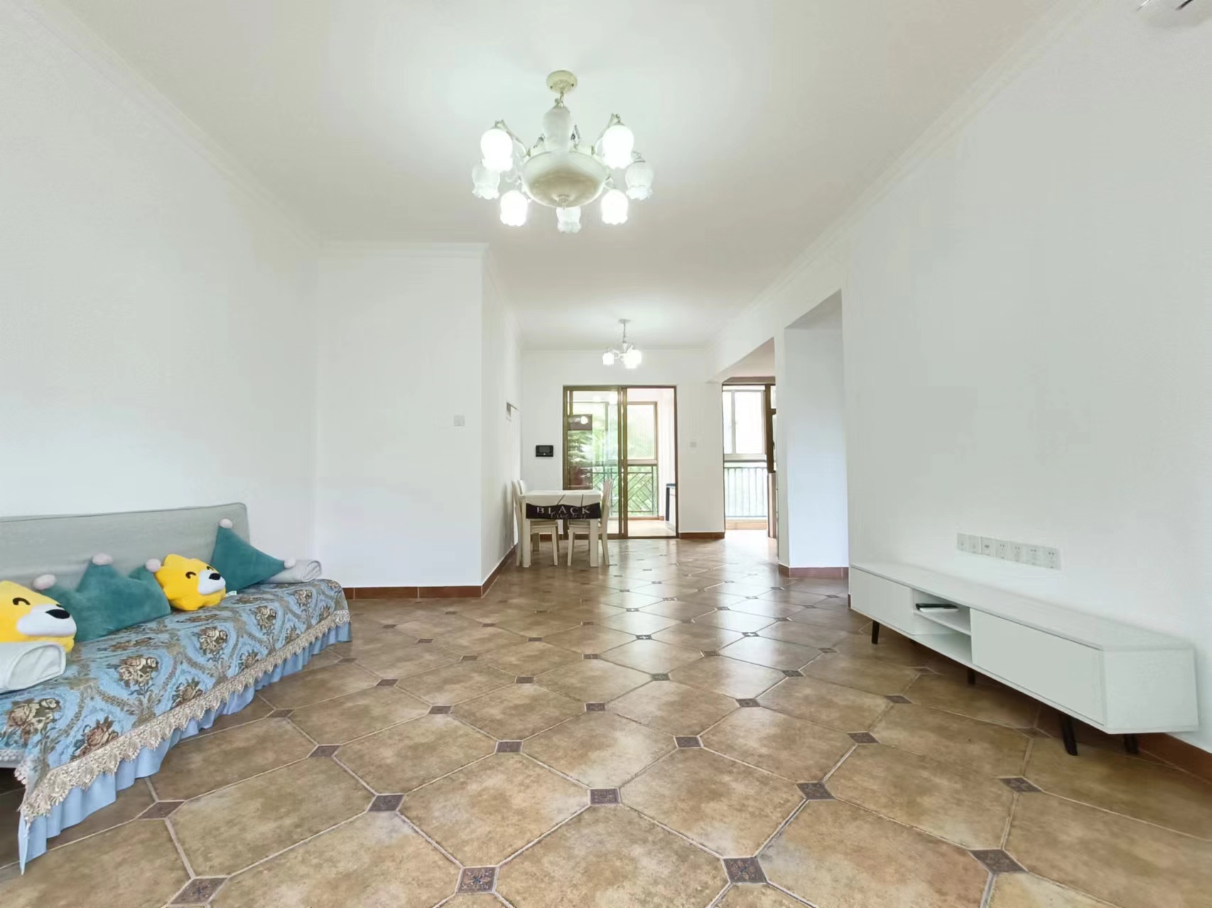 紫园A区 2室2厅1卫 245.0万 紫园A区 2室2厅1卫 245.0万室内图