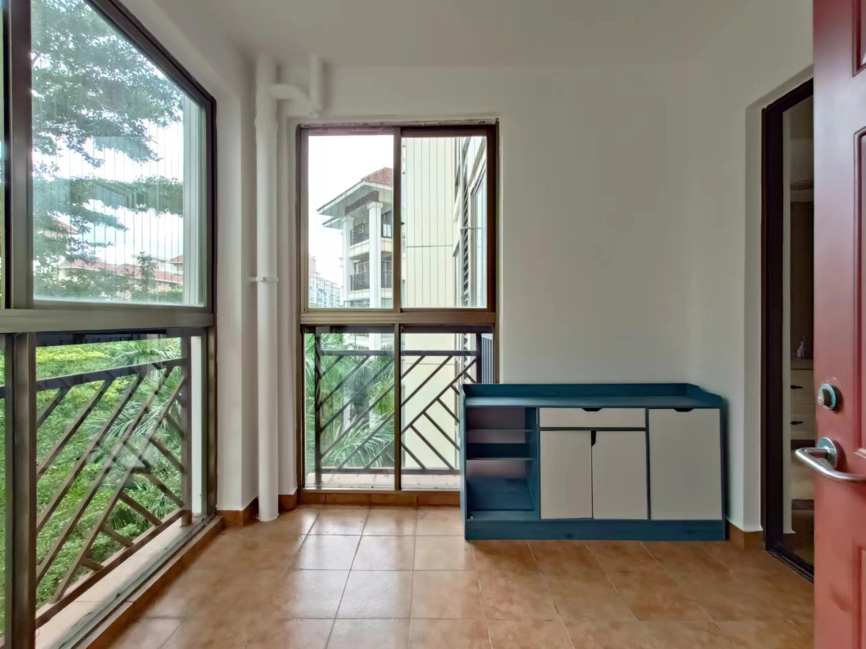 紫园A区 2室2厅1卫 245.0万 紫园A区 2室2厅1卫 245.0万室内图