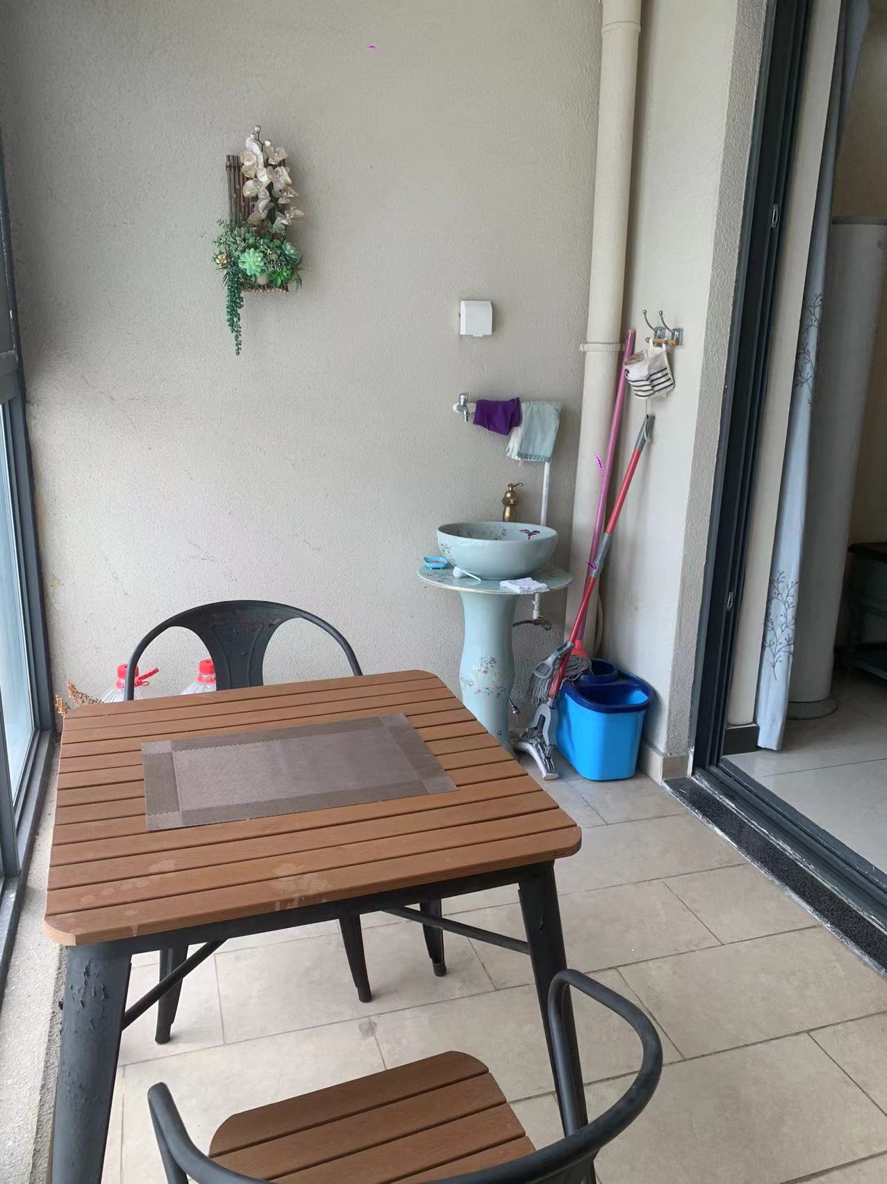 恒大海口湾二期 2室2厅1卫 105.9万 恒大海口湾二期 2室2厅1卫 105.9万室内图