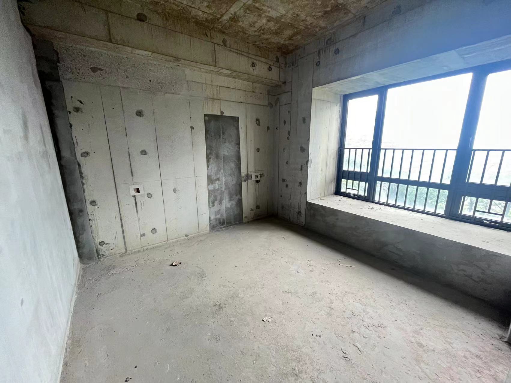 华润中心 4室2厅2卫 338.0万 华润中心 4室2厅2卫 338.0万室内图