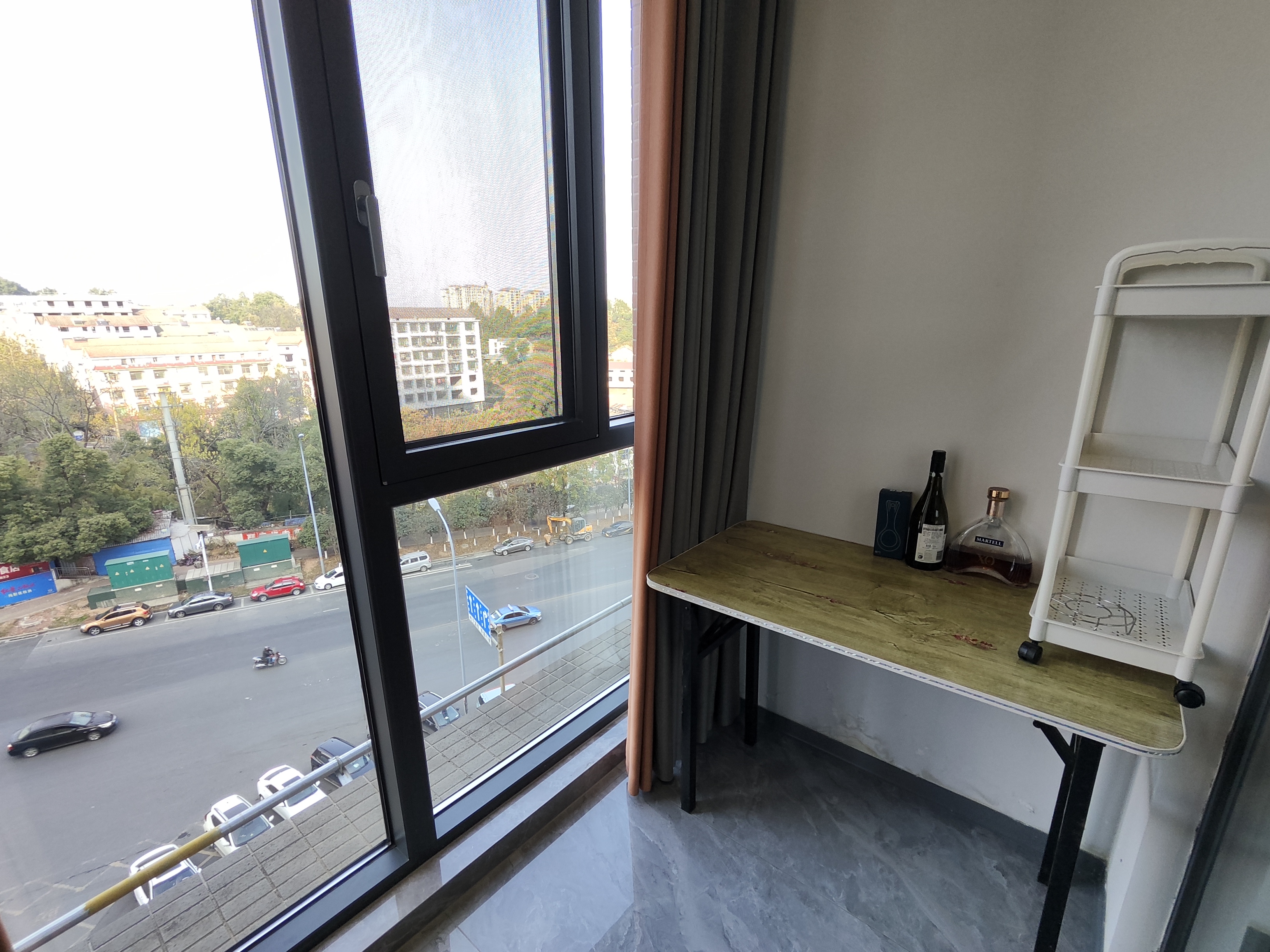 会龙山溪谷(住宅) 1室1厅1卫 1500.0元/月 会龙山溪谷(住宅) 1室1厅1卫 1500.0元/月室内图