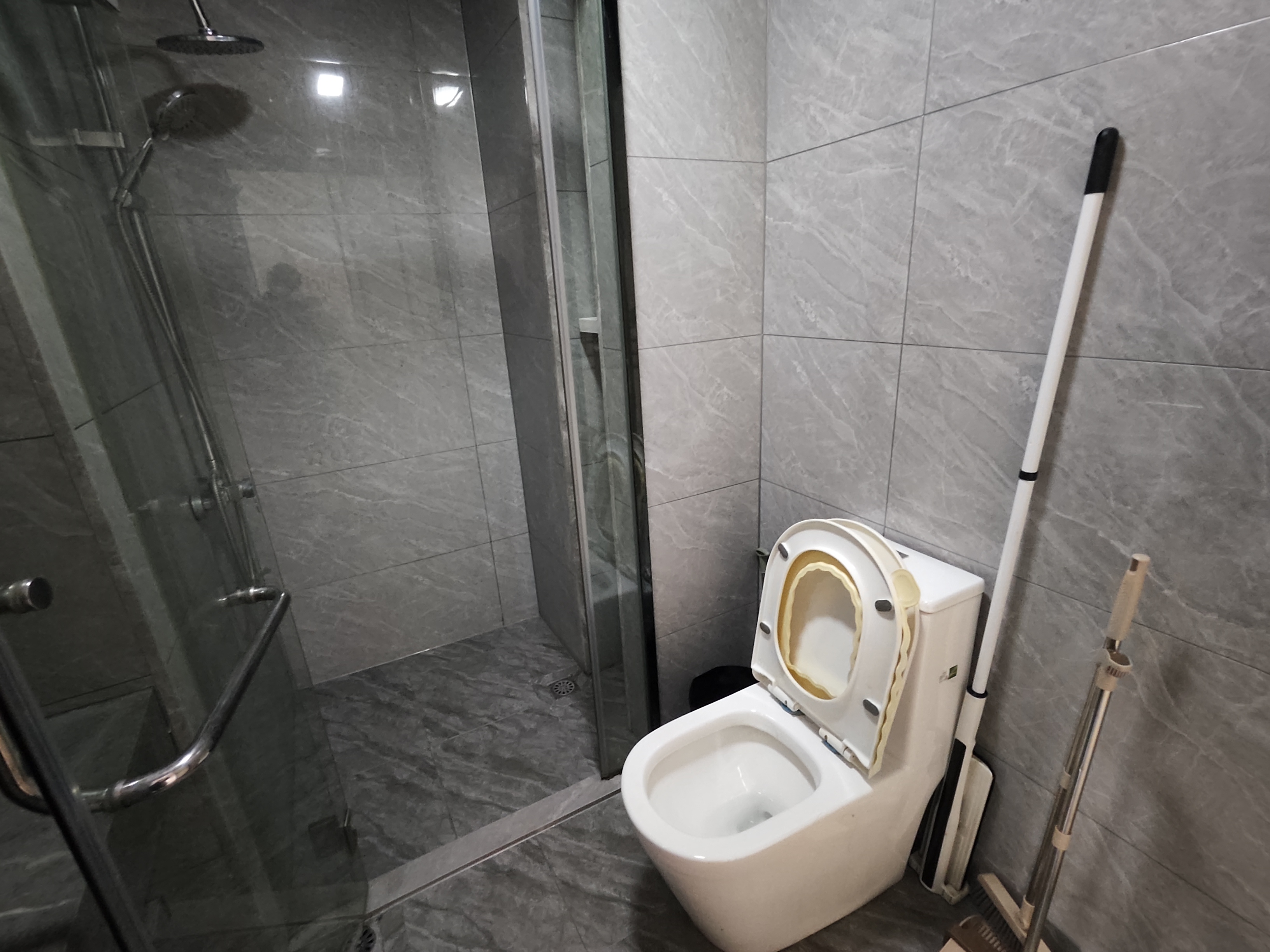 会龙山溪谷(住宅) 1室1厅1卫 1500.0元/月 会龙山溪谷(住宅) 1室1厅1卫 1500.0元/月室内图